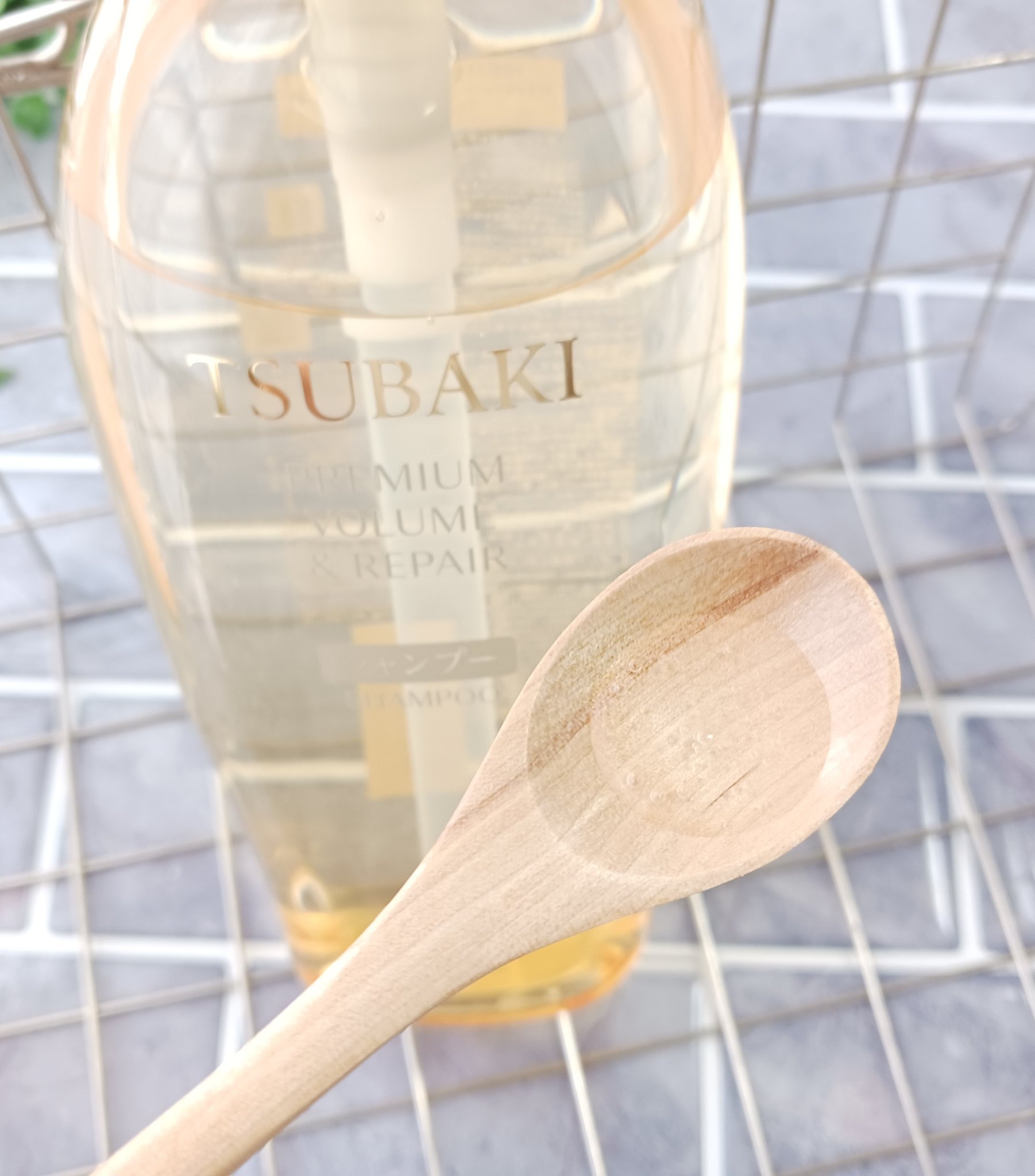 TSUBAKI プレミアム ボリューム＆リペア シャンプー/コンディショナー シャンプー（450mL）/TSUBAKI/市販シャンプーを使ったクチコミ（2枚目）