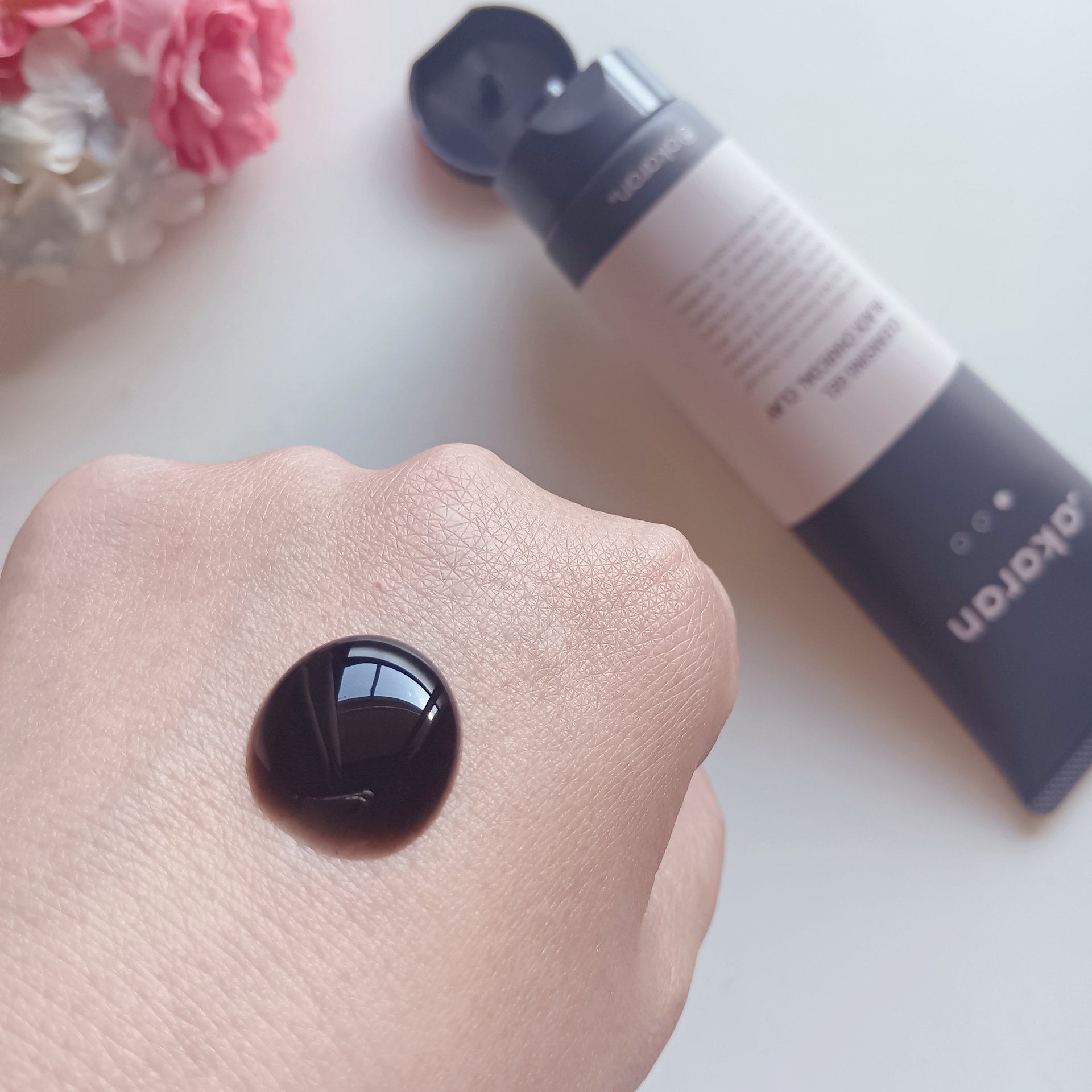 ブラックジェルクレンジング/.akaran/クレンジングジェルを使ったクチコミ（3枚目）