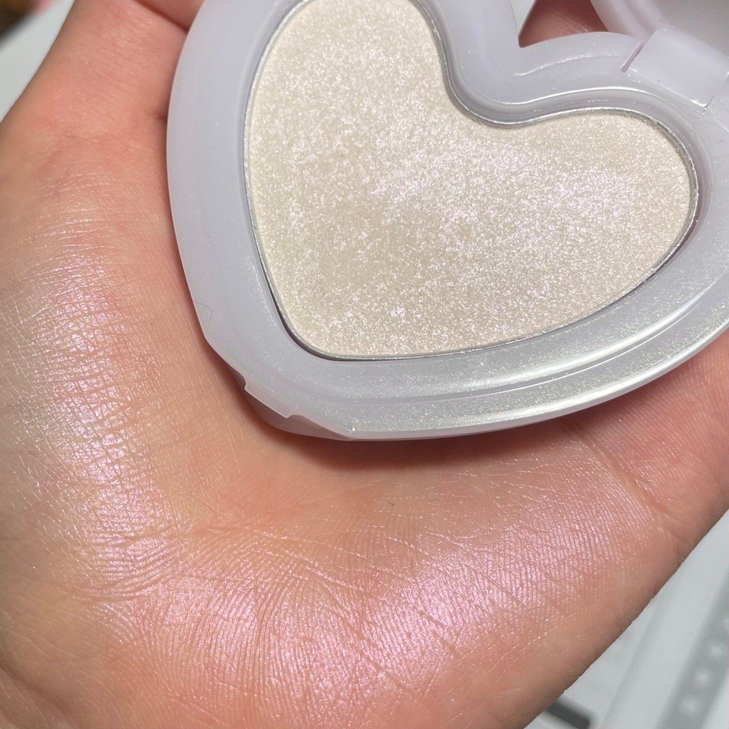 ラヴビーム グロウヴェール/lilybyred/パウダーハイライトを使ったクチコミ(4枚目)