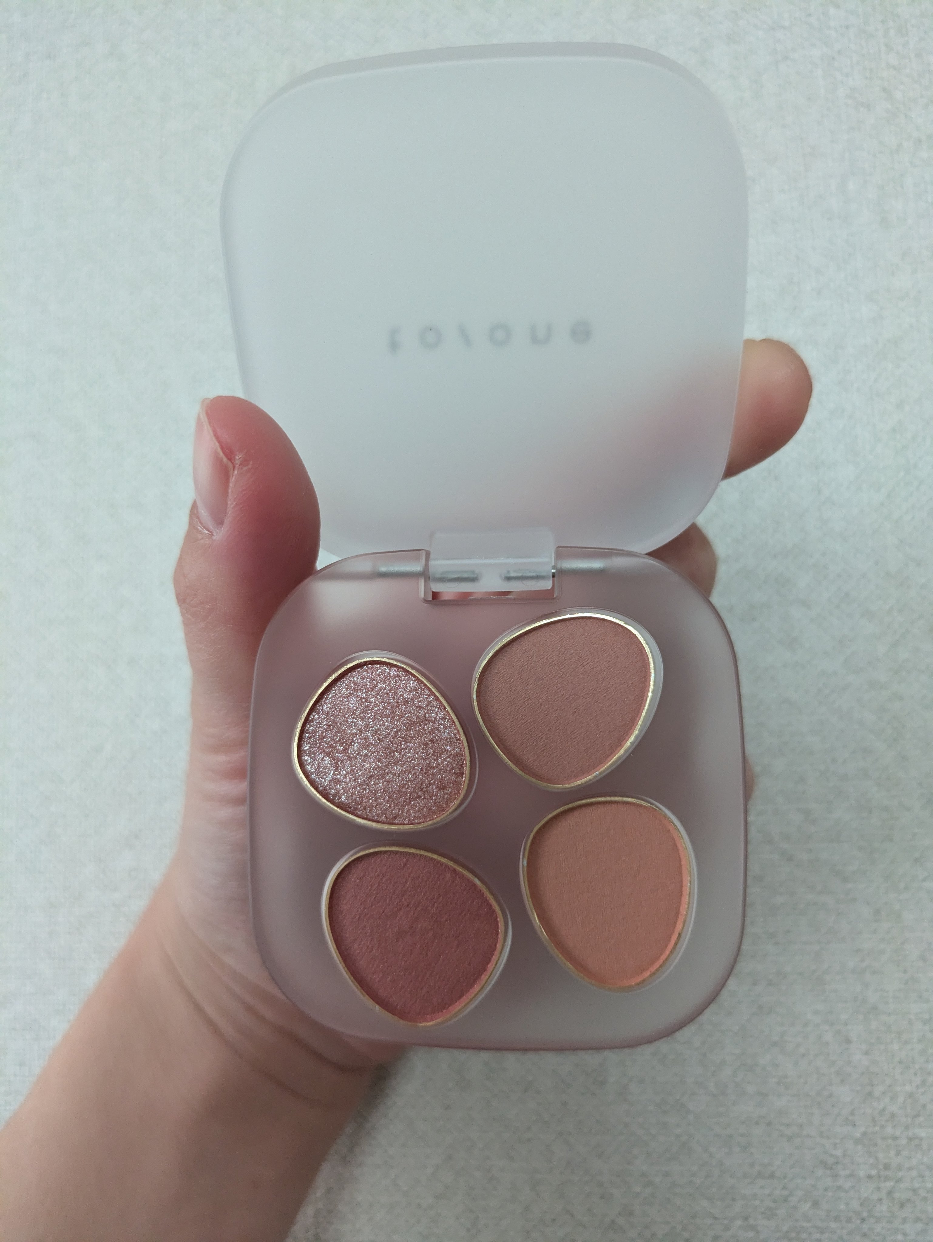 トーン ホリデー スイーツ ボックス Midnight Sweets ＆ Twinkle Caramel/to/one/メイクアップキットを使ったクチコミ（3枚目）