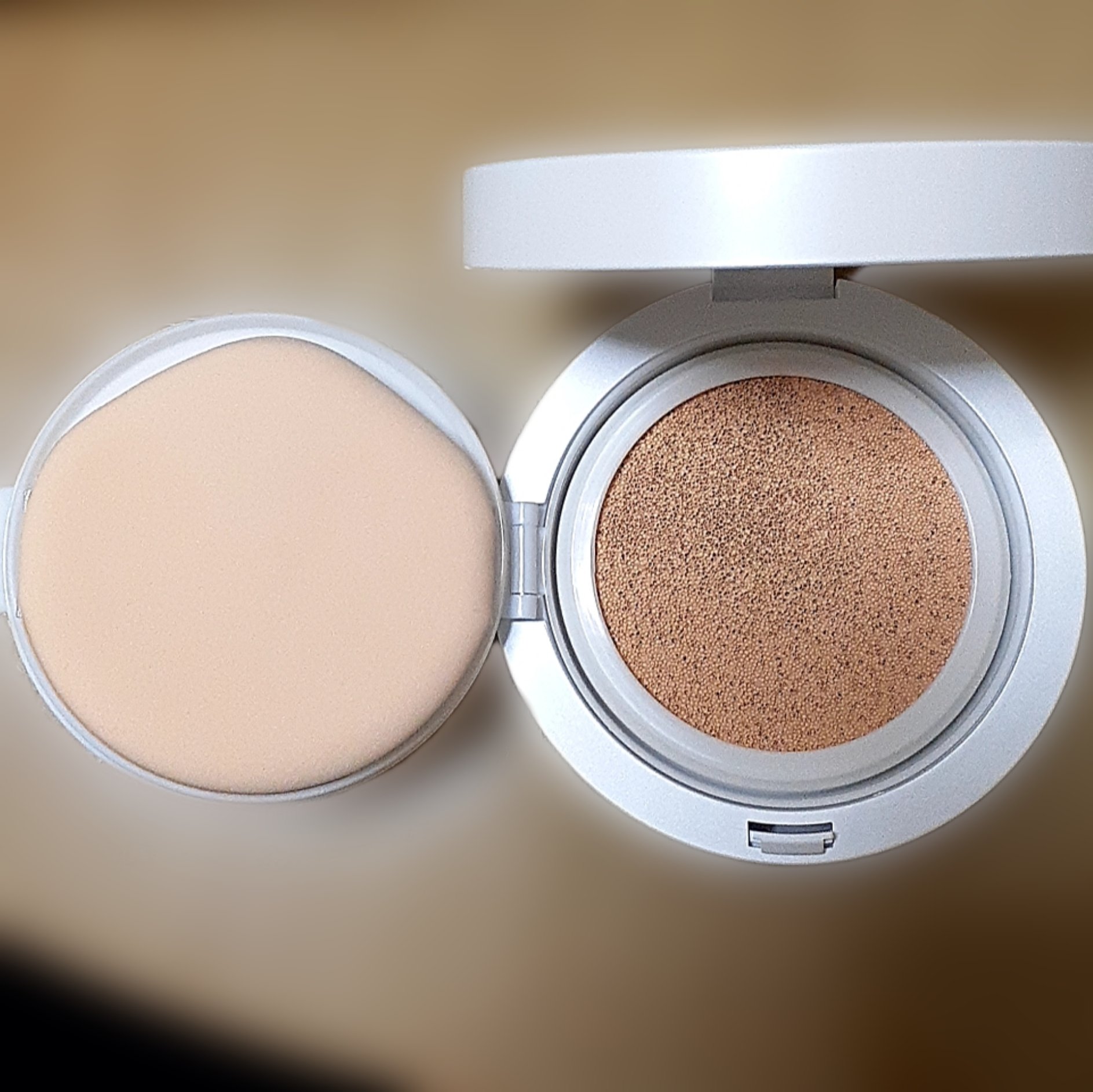 セラムフィット フルカバー グロークッション V1/ByUR/クッションファンデーションを使ったクチコミ（2枚目）