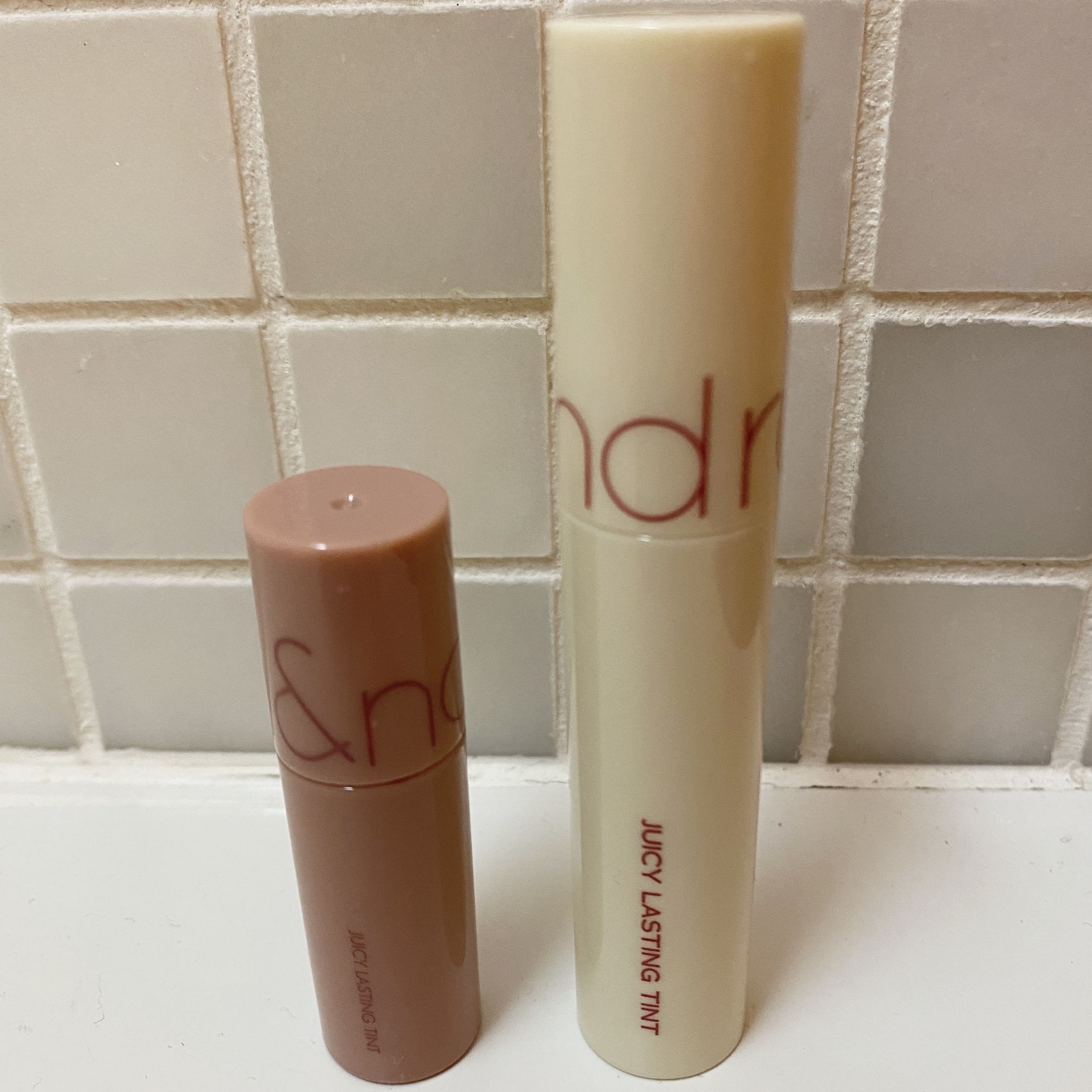 ジューシーラスティングティント ウィズミニセット/rom&nd/リップティントを使ったクチコミ（1枚目）