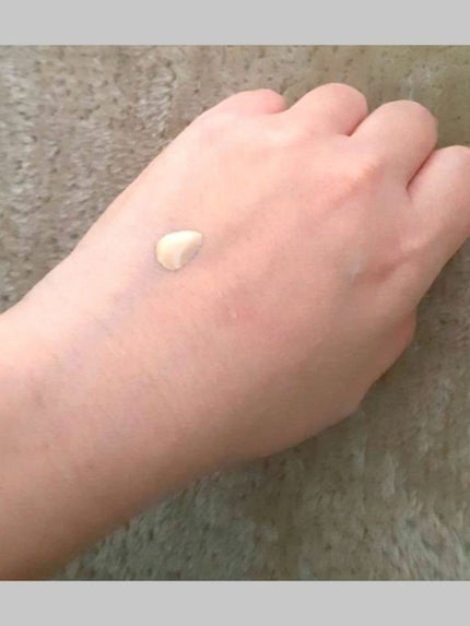 クレ・ド・ポー ボーテ タンフリュイドエクラ ナチュレル/クレ・ド・ポー ボーテ/リキッドファンデーションを使ったクチコミ(3枚目)