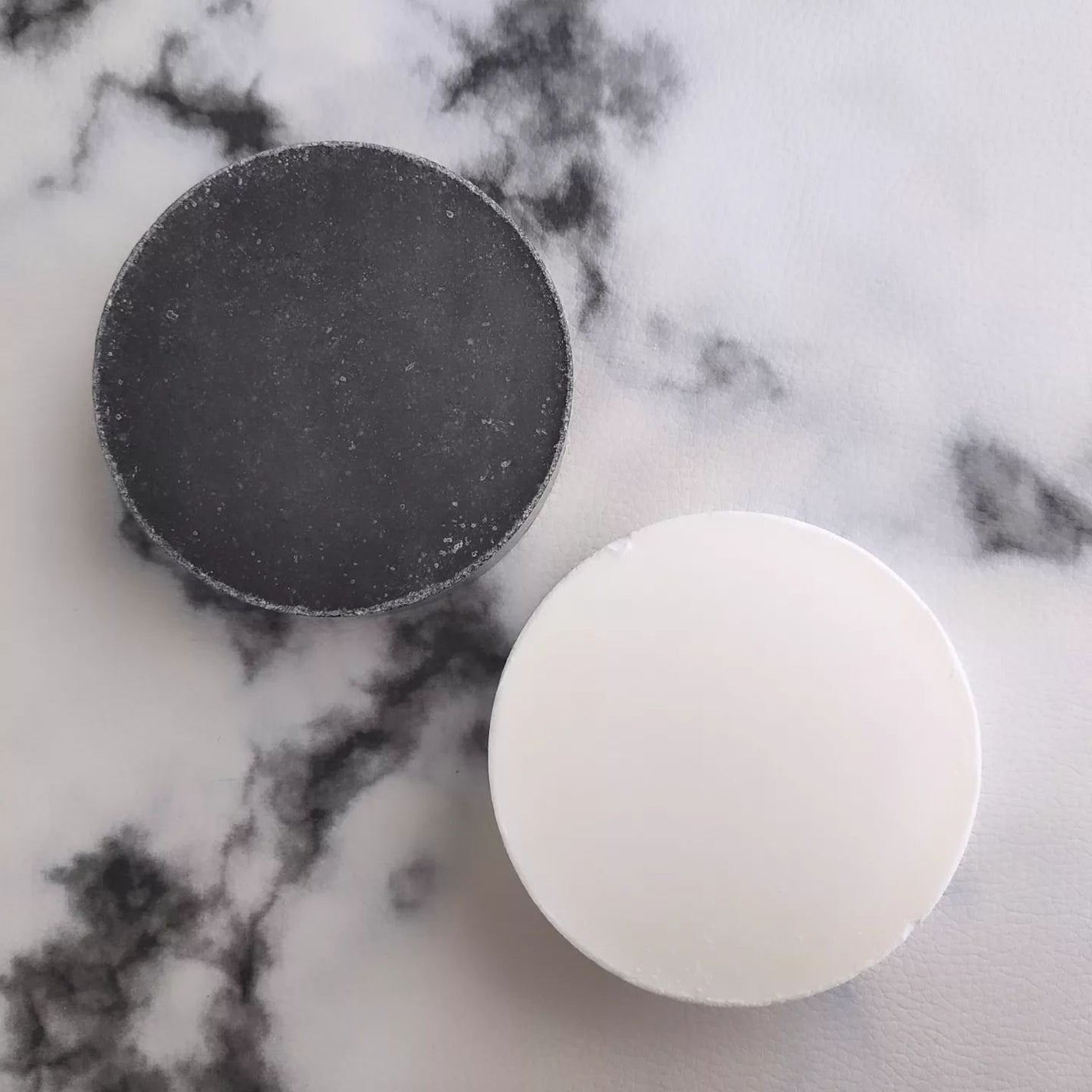 炭塩石鹸/EARTHLOGY/洗顔石鹸を使ったクチコミ(4枚目)