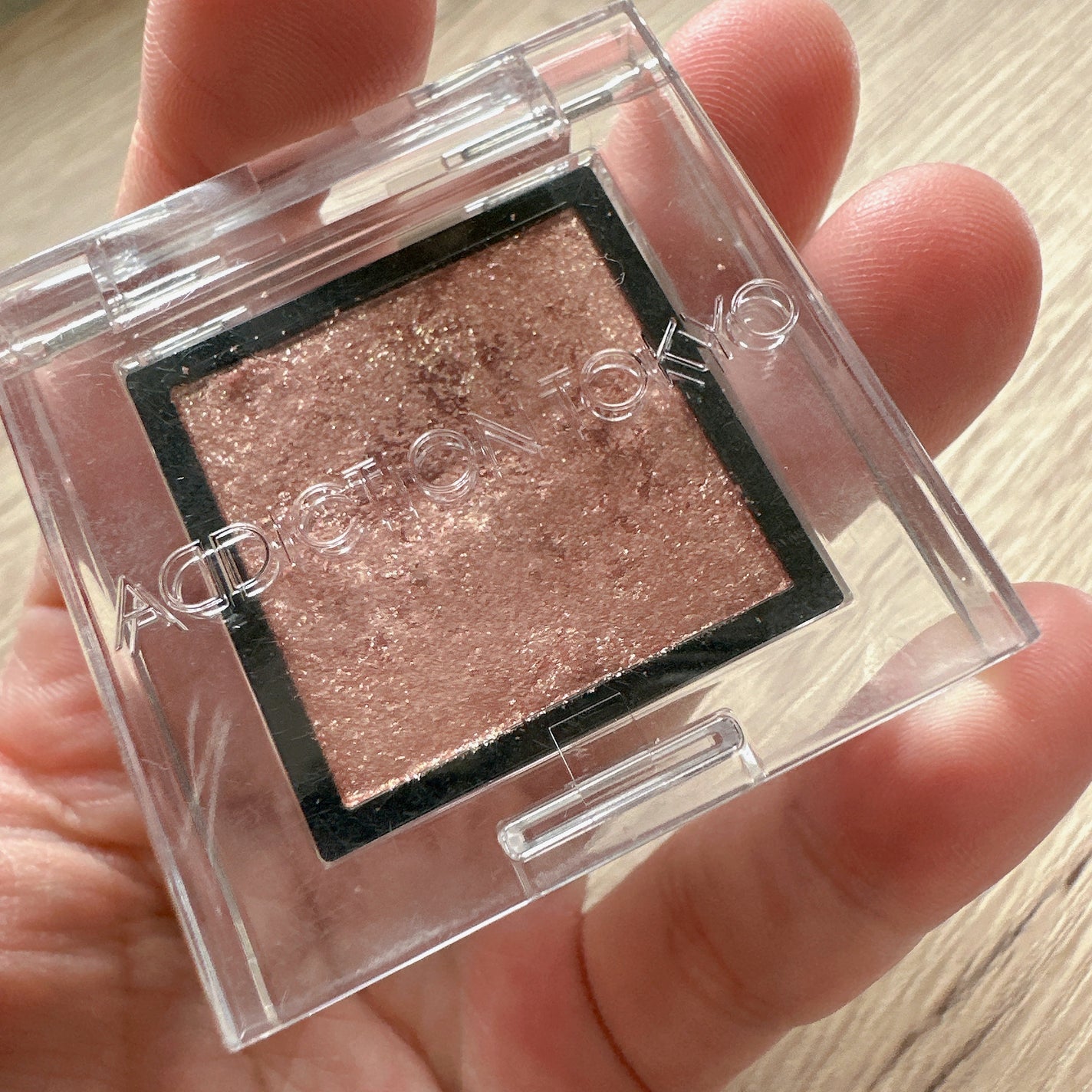 アディクション ザ アイシャドウ スパークル/ADDICTION/単色アイシャドウを使ったクチコミ(1枚目)