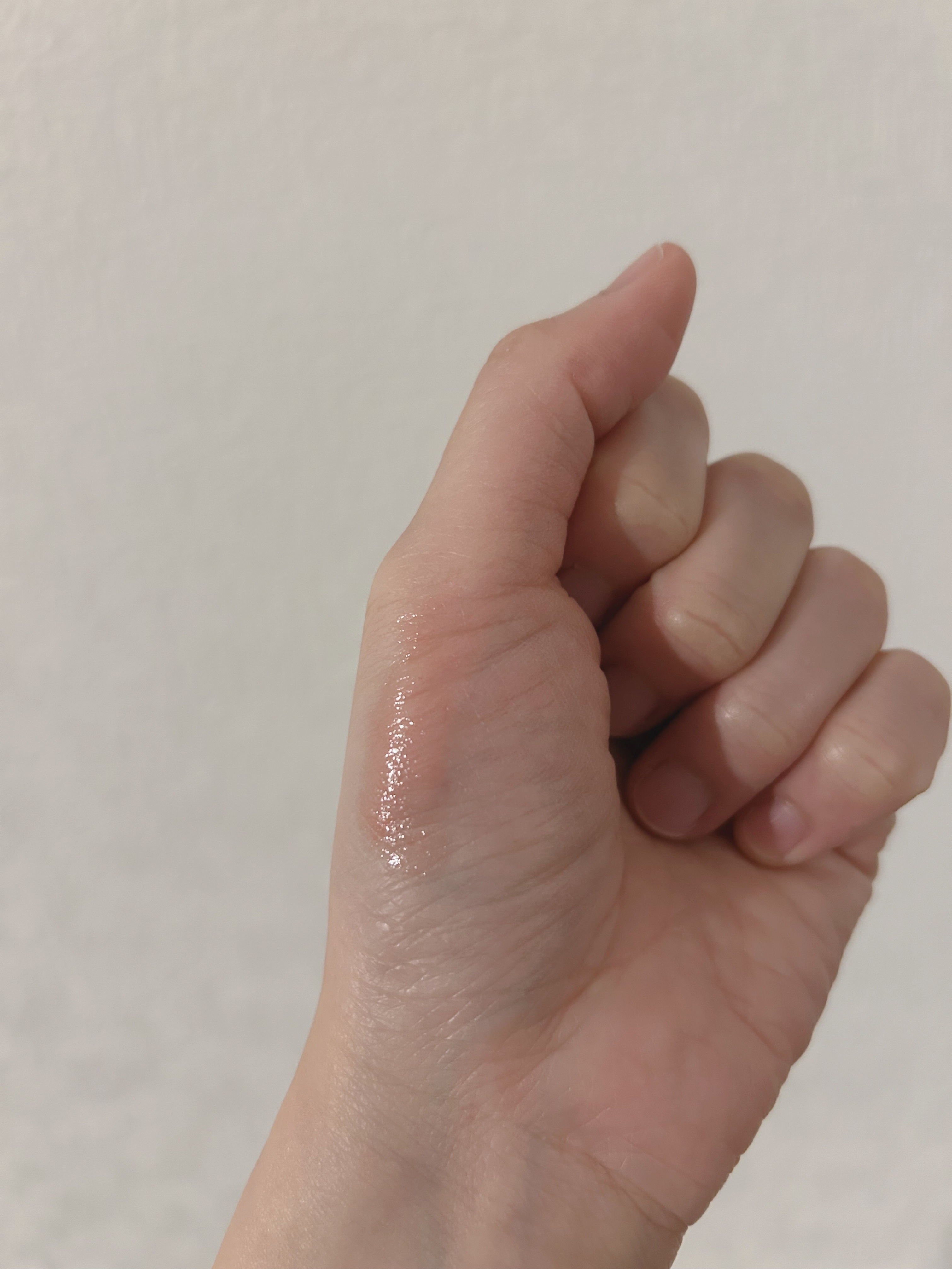 GLOWY TINT BALM/AOU/リップグロスを使ったクチコミ（1枚目）