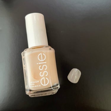 エッシー エッシー オリジナル ネイルポリッシュのクチコミ「

essie の オリジナルネイルポリッシュ 1001 スキニーディップ

2枚目 1度塗り.....」（3枚目）