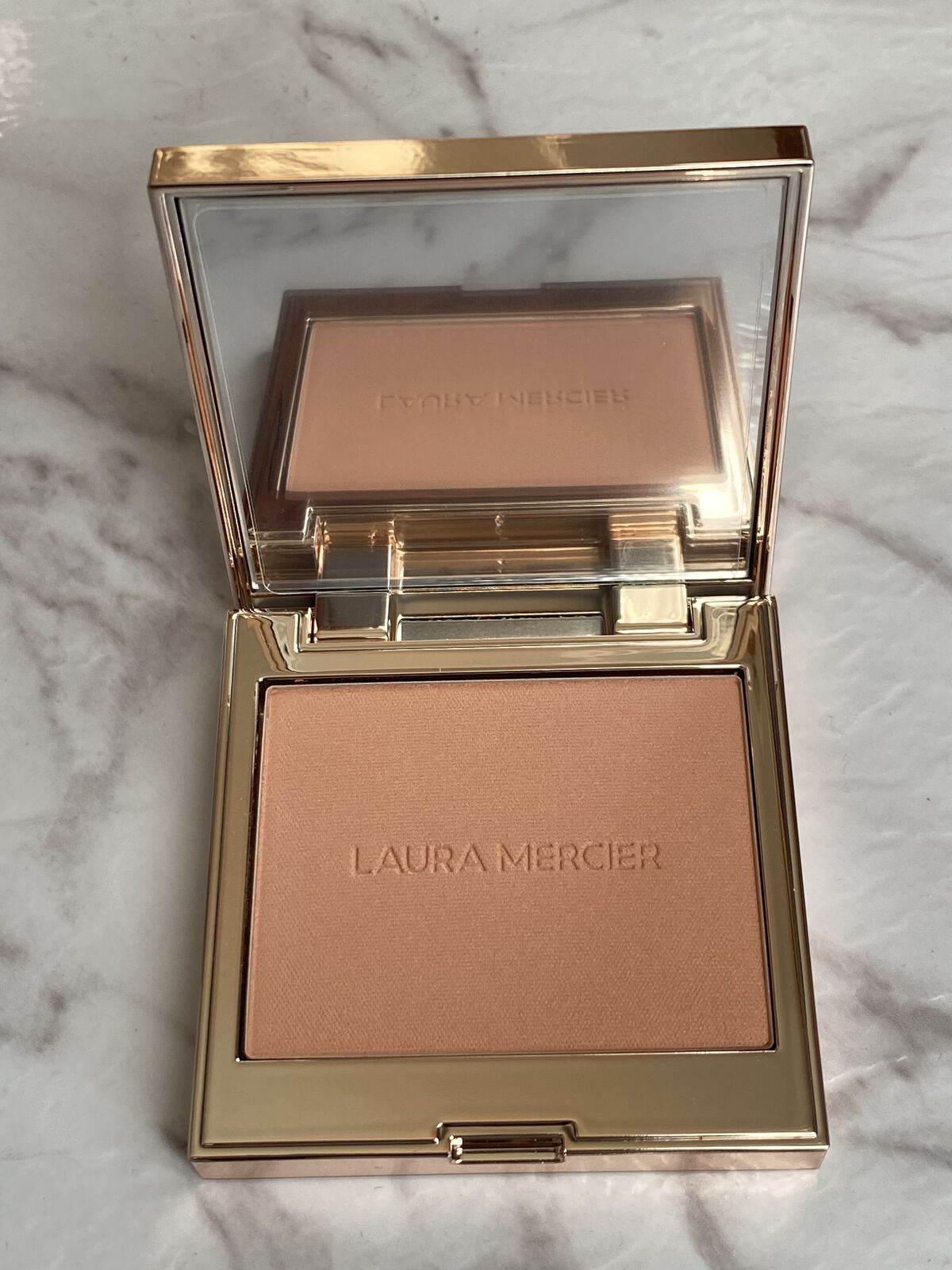 ブラッシュ カラー インフュージョン R2/ローラ メルシエ/パウダーチークを使ったクチコミ（2枚目）