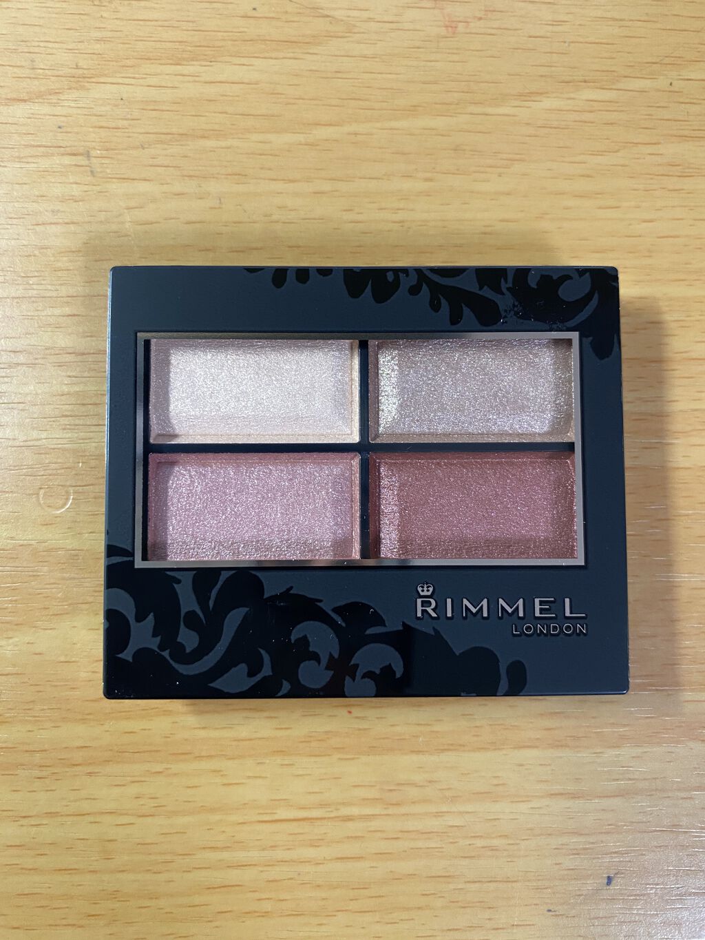 ロイヤルヴィンテージ アイズ/リンメル ロンドン/アイシャドウパレットを使ったクチコミ（1枚目）