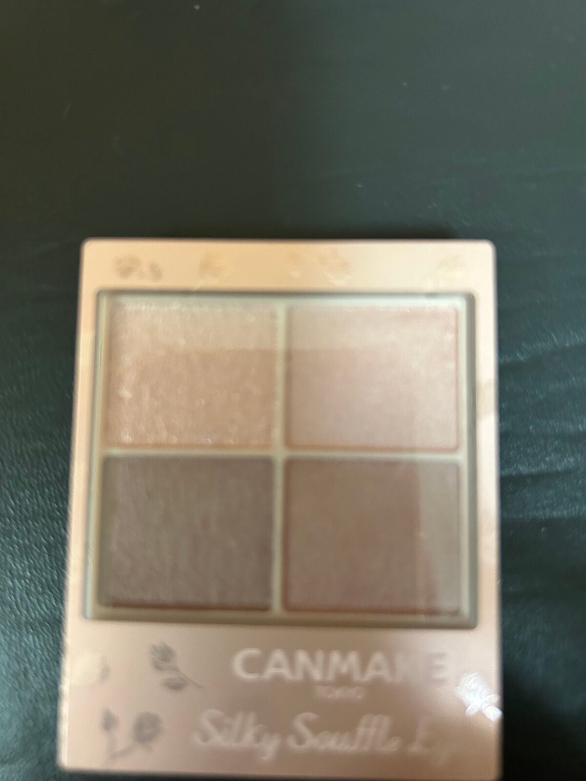 シルキースフレアイズ(マットタイプ)/キャンメイク/アイシャドウパレットを使ったクチコミ(1枚目)