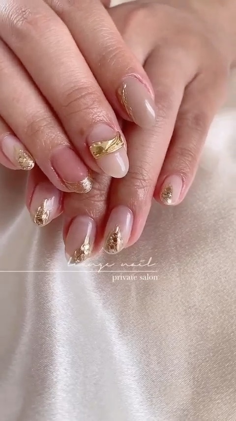 #ネイル,#秋ネイル,#大人ニュアンスネイル,#ニュアンスネイル,#ジェルネイル,#ミラーネイル,#シェルネイル,#アクセサリーネイルのネイルデザイン