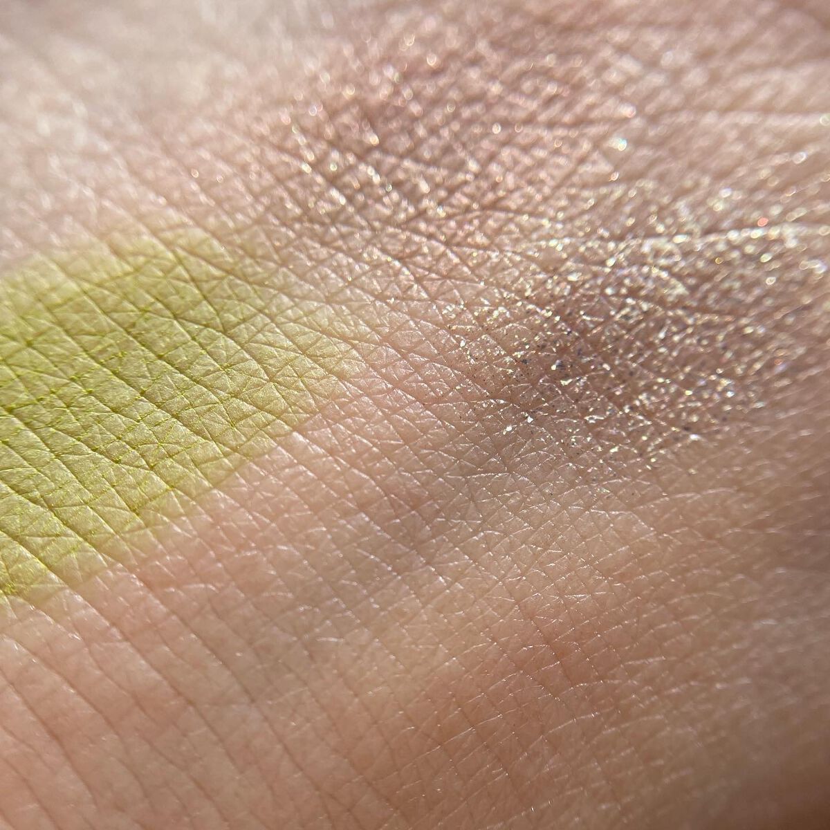 はる on LIPS 「コスメ購入品unevenアニヴェンchristmasco..」(9枚目)