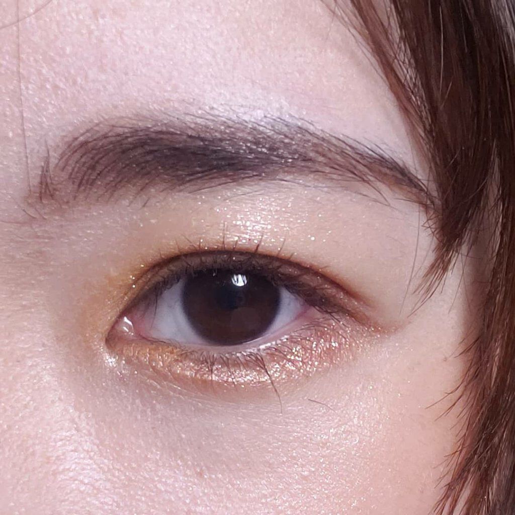 パウダー キス アイシャドウ/M・A・C/単色アイシャドウを使ったクチコミ（3枚目）