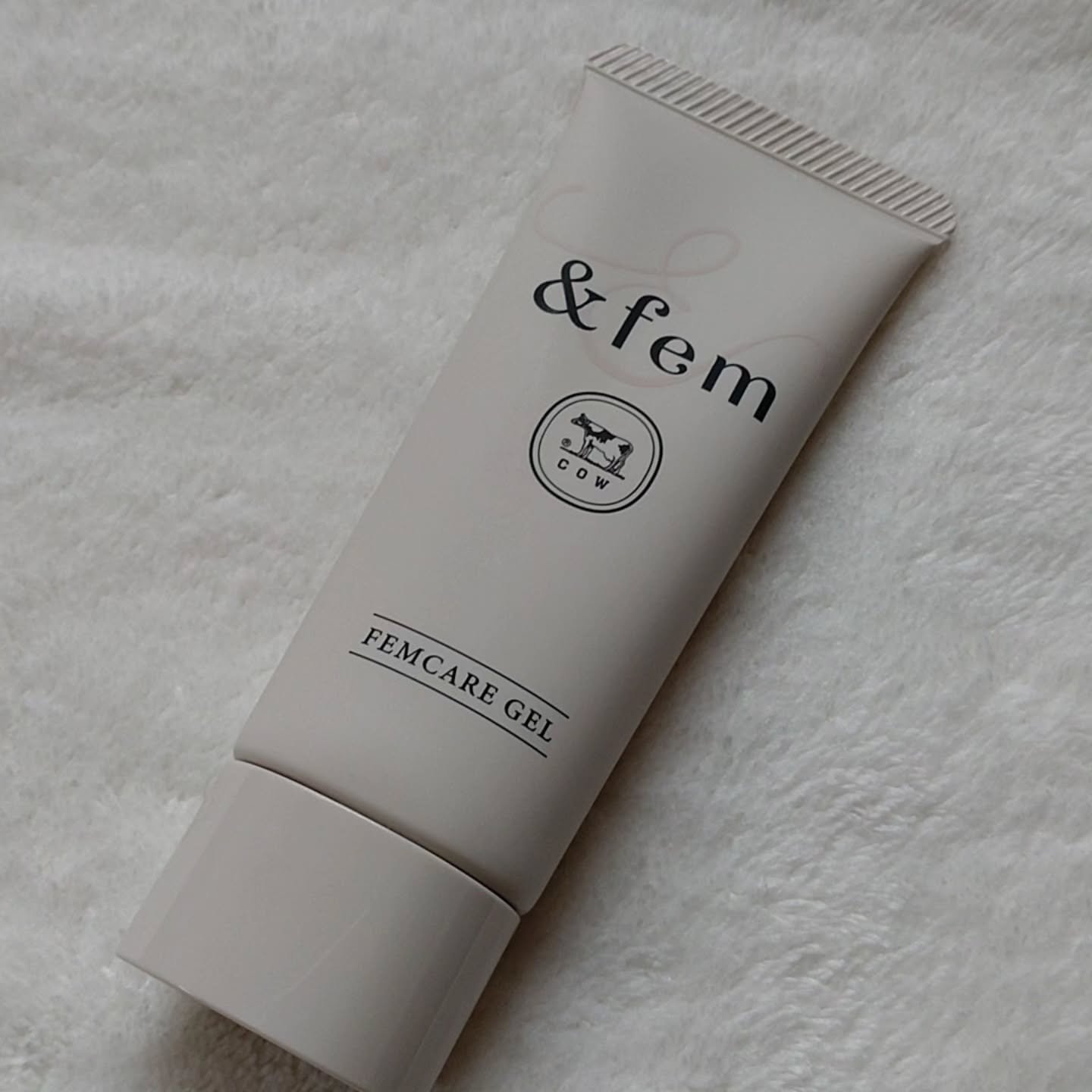 ＆fem アンドフェム フェムケア美白ジェルのクチコミ「&fem様よりフェムケア美白ジェル提供頂きました✨

赤箱で有名な牛乳石鹸が手掛ける、生理や妊.....」（2枚目）