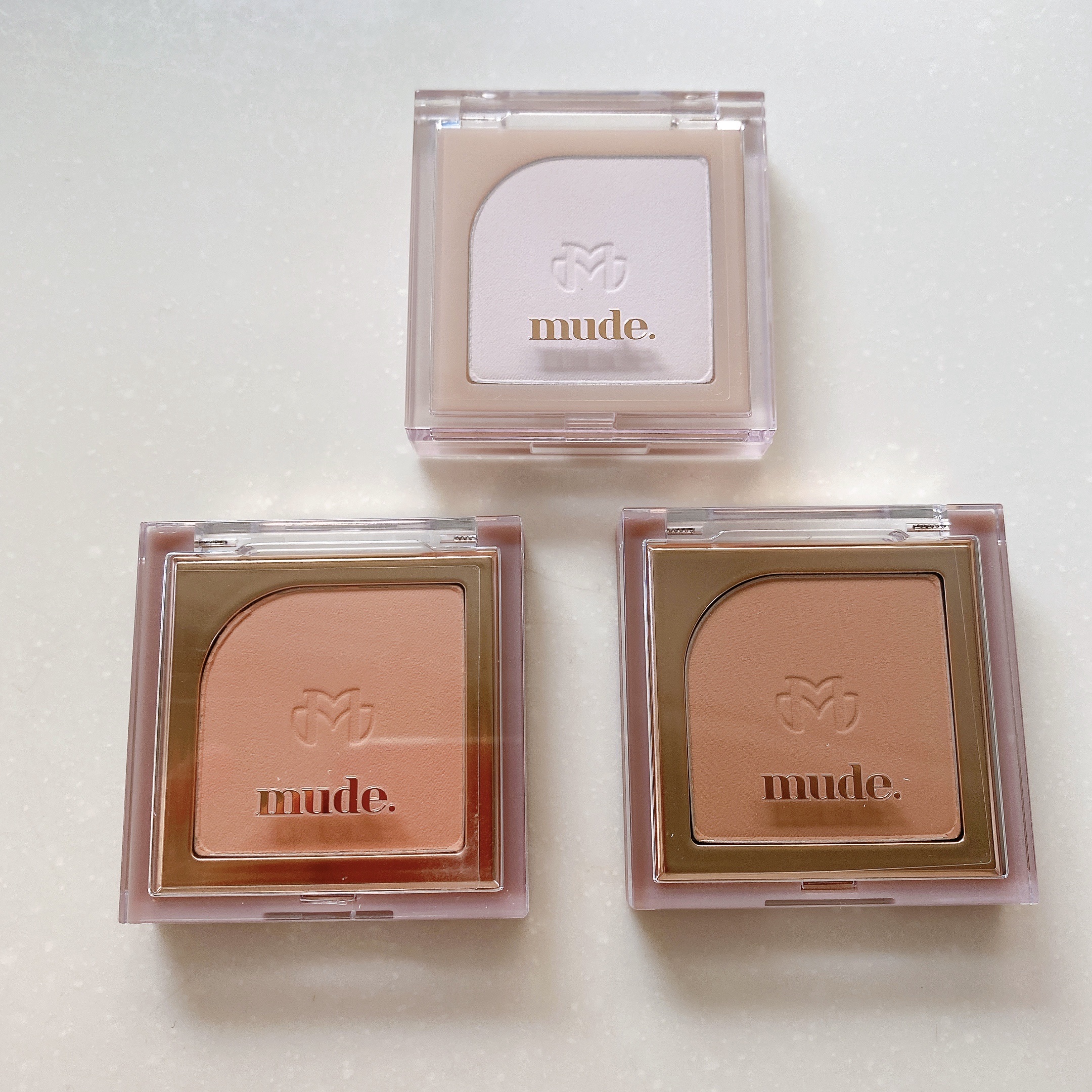 フラッターブラッシャー 06 テンダーベージュ/mude./パウダーチークを使ったクチコミ（2枚目）