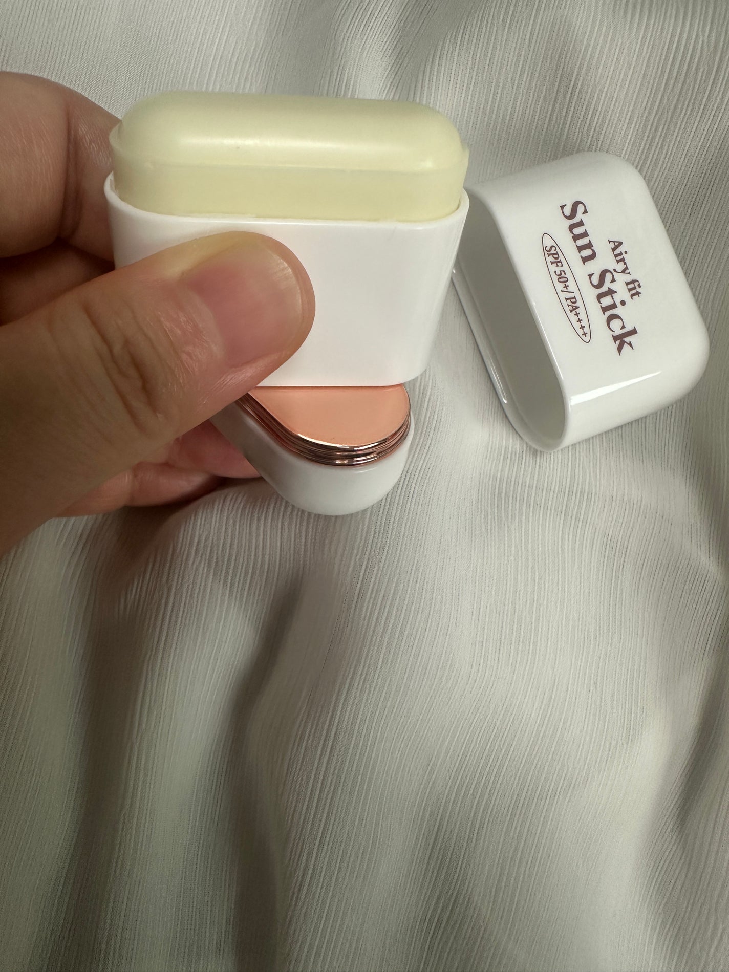 エアリーフィットサンスティック/KAHI/日焼け止めスティックを使ったクチコミ(3枚目)