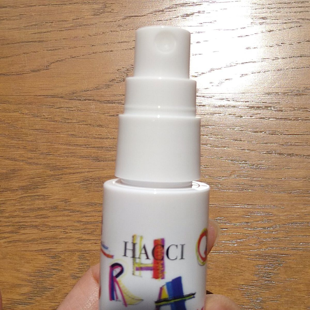 HACCI 日焼け止めミストAのクチコミ「こんなの待ってた！日焼け止め効果のあるフィックスミスト！！


メイク崩れも防げて日焼け止め効.....」（3枚目）