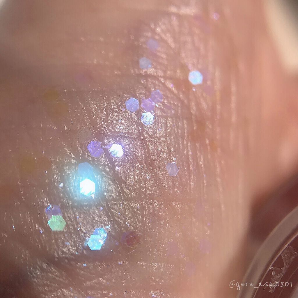 ゲットルーズグリッタージェル N°1オーロラキャッチャー/unleashia/グリッターを使ったクチコミ（3枚目）