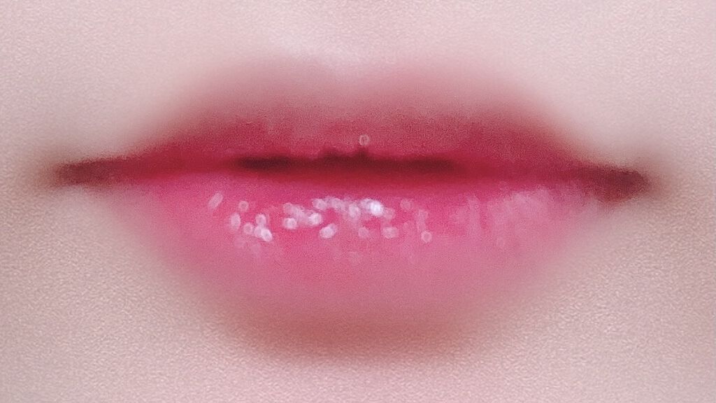 セリア MP ティントリップ クリアのクチコミ「現役高校生のLuluです！
今日は初投稿で100均コスメを紹介したいと思います。
今回使った1.....」（2枚目）