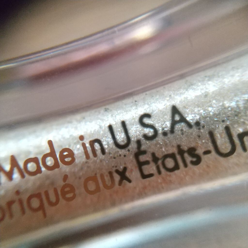 グリッター&グロウ リキッドアイシャドウ/stila/グリッターを使ったクチコミ（3枚目）