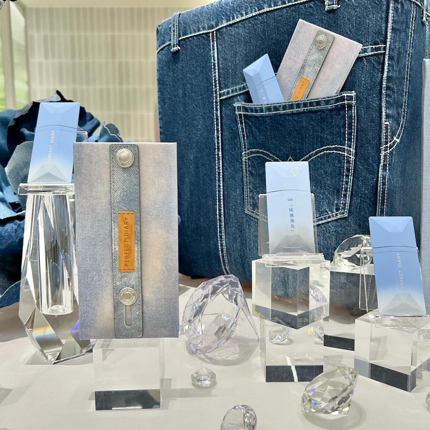 PERFECT DIARY (パーフェクトダイアリー)トランスルーシェントブルーリング ルースパウダー　ブルーシャイニング限定/PERFECT DIARY/ルースパウダーを使ったクチコミ（2枚目）