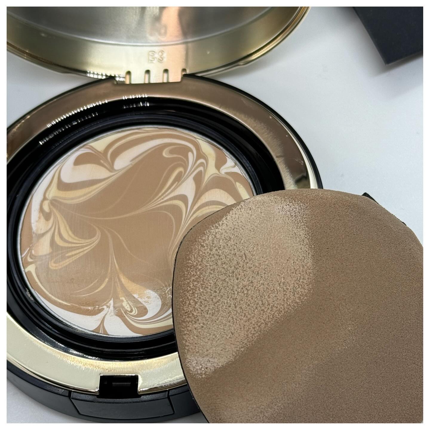 SIGNATURE ESSENCE COVER PACT　/AGE20’s/クリーム・エマルジョンファンデーションを使ったクチコミ（3枚目）