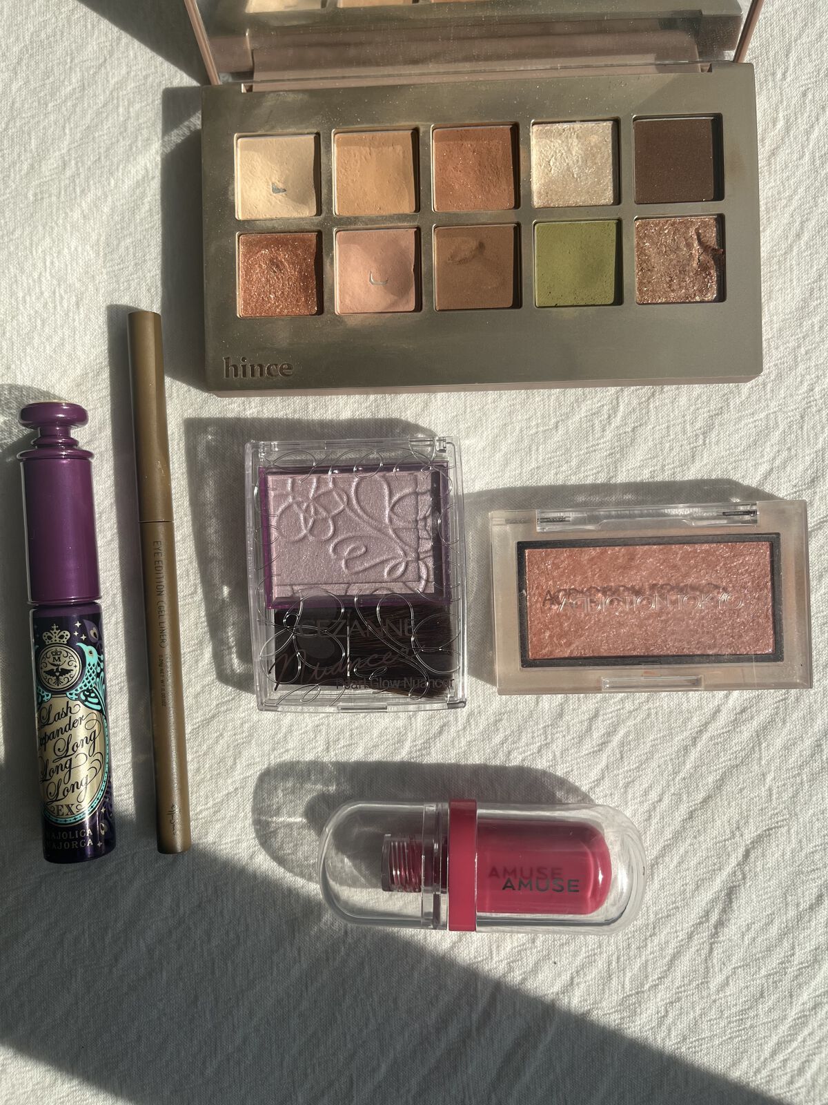 ニューデップスアイシャドウパレット/hince/アイシャドウパレットを使ったクチコミ（1枚目）