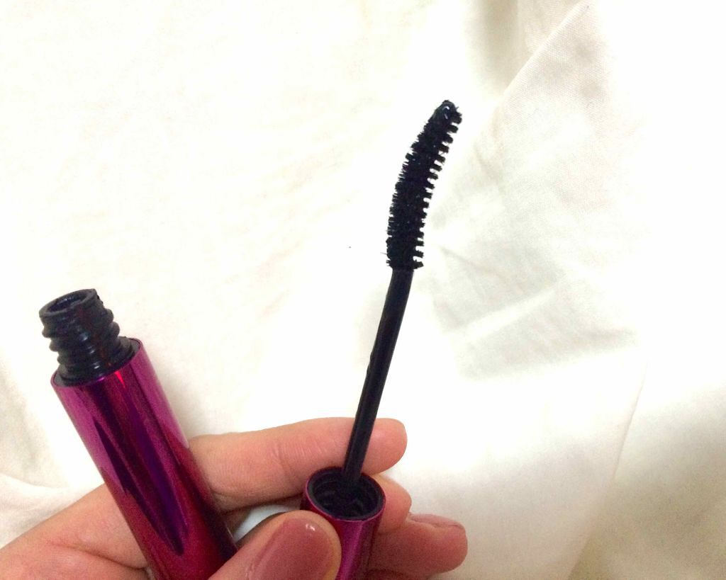 モテマスカラ リペア Lo(ロング)/UZU BY FLOWFUSHI/マスカラ下地を使ったクチコミ（2枚目）