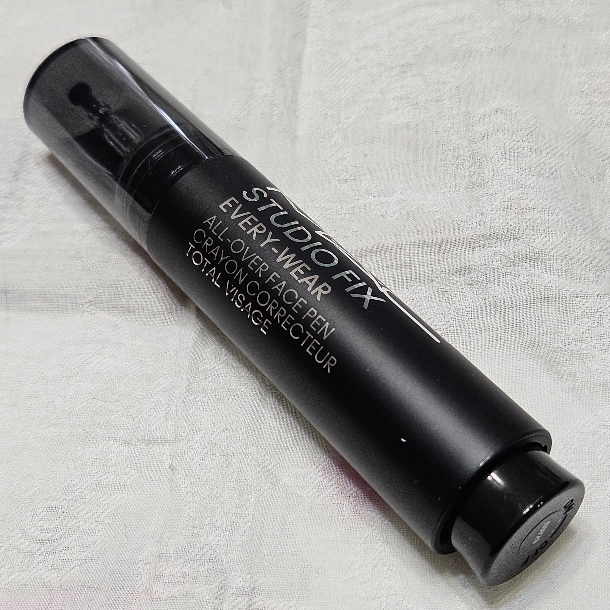 スタジオ フィックス オールオーバー フェイス ペン/M・A・C/リキッドコンシーラーを使ったクチコミ（1枚目）