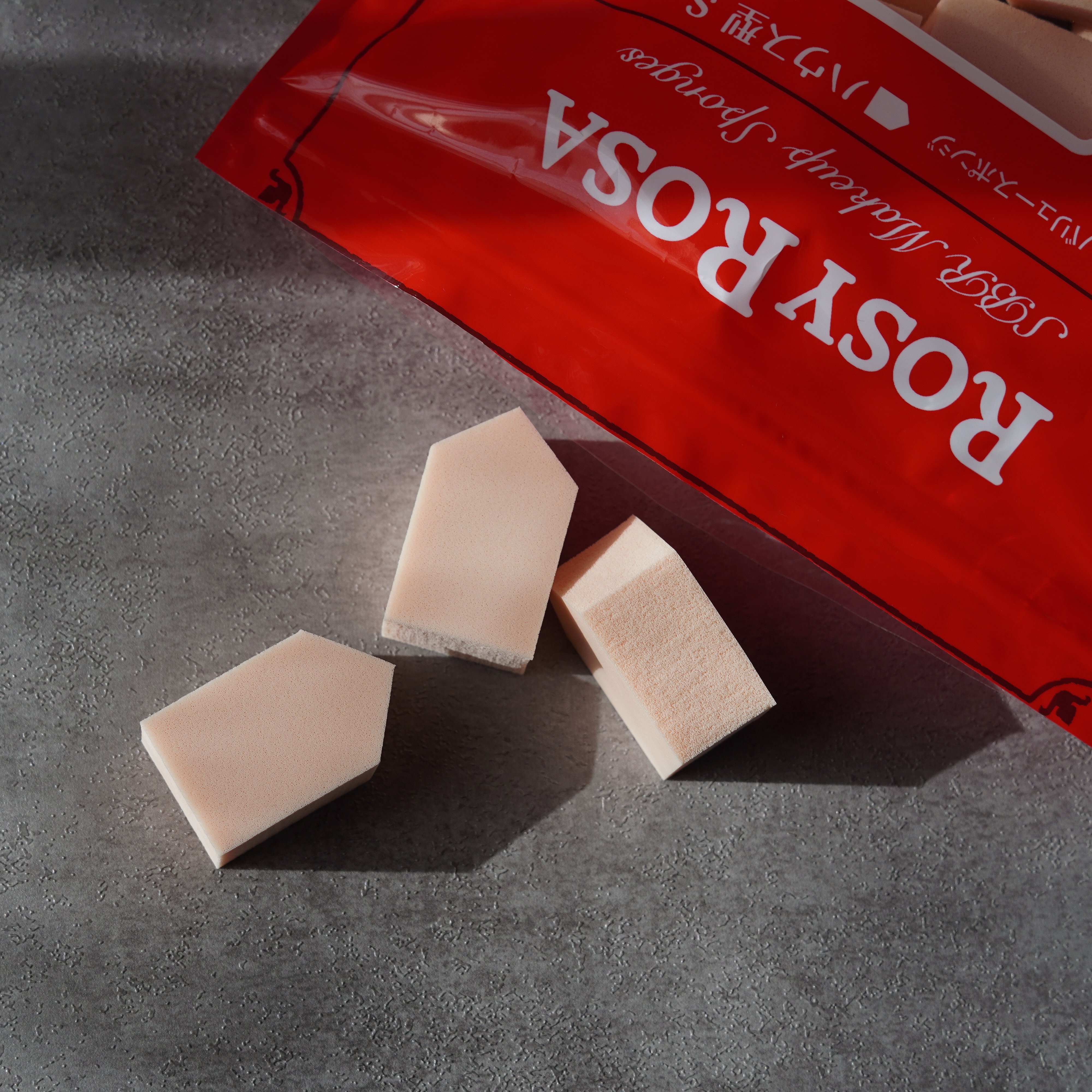 バリュースポンジN ハウス型タイプS 30P/ロージーローザ/パフ・スポンジを使ったクチコミ（2枚目）