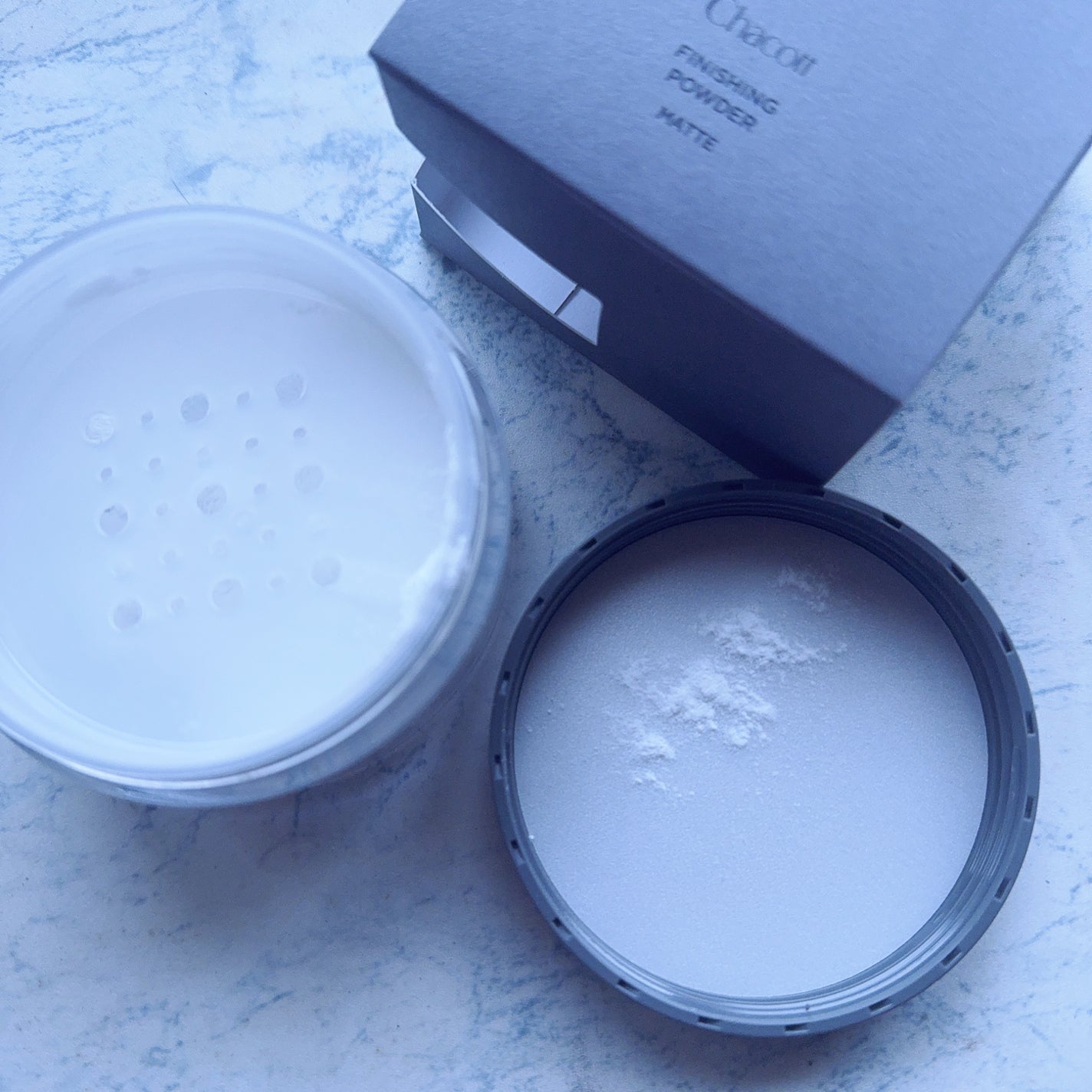 フィニッシングパウダー マット/チャコット・コスメティクス/ルースパウダーを使ったクチコミ(2枚目)