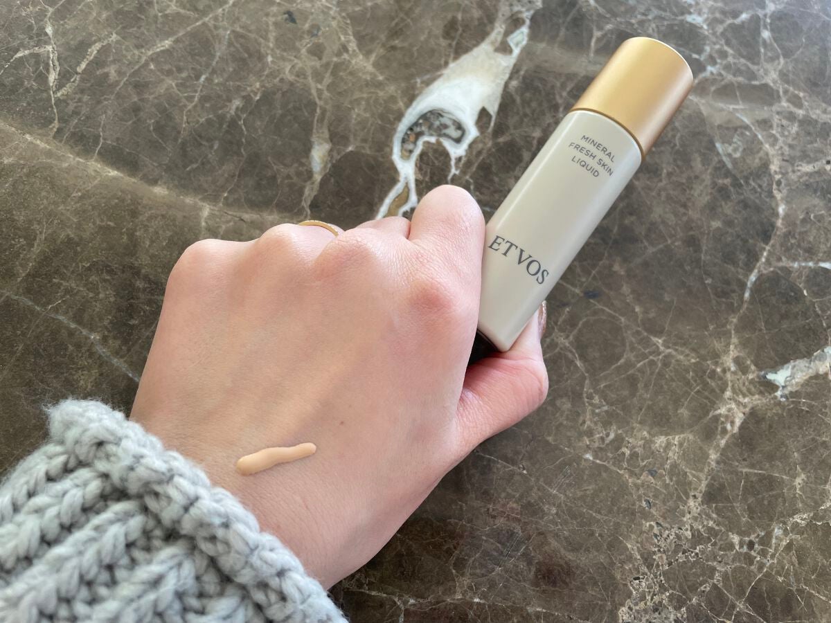 ミネラルフレッシュスキンリキッド/エトヴォス/リキッドファンデーションを使ったクチコミ(2枚目)