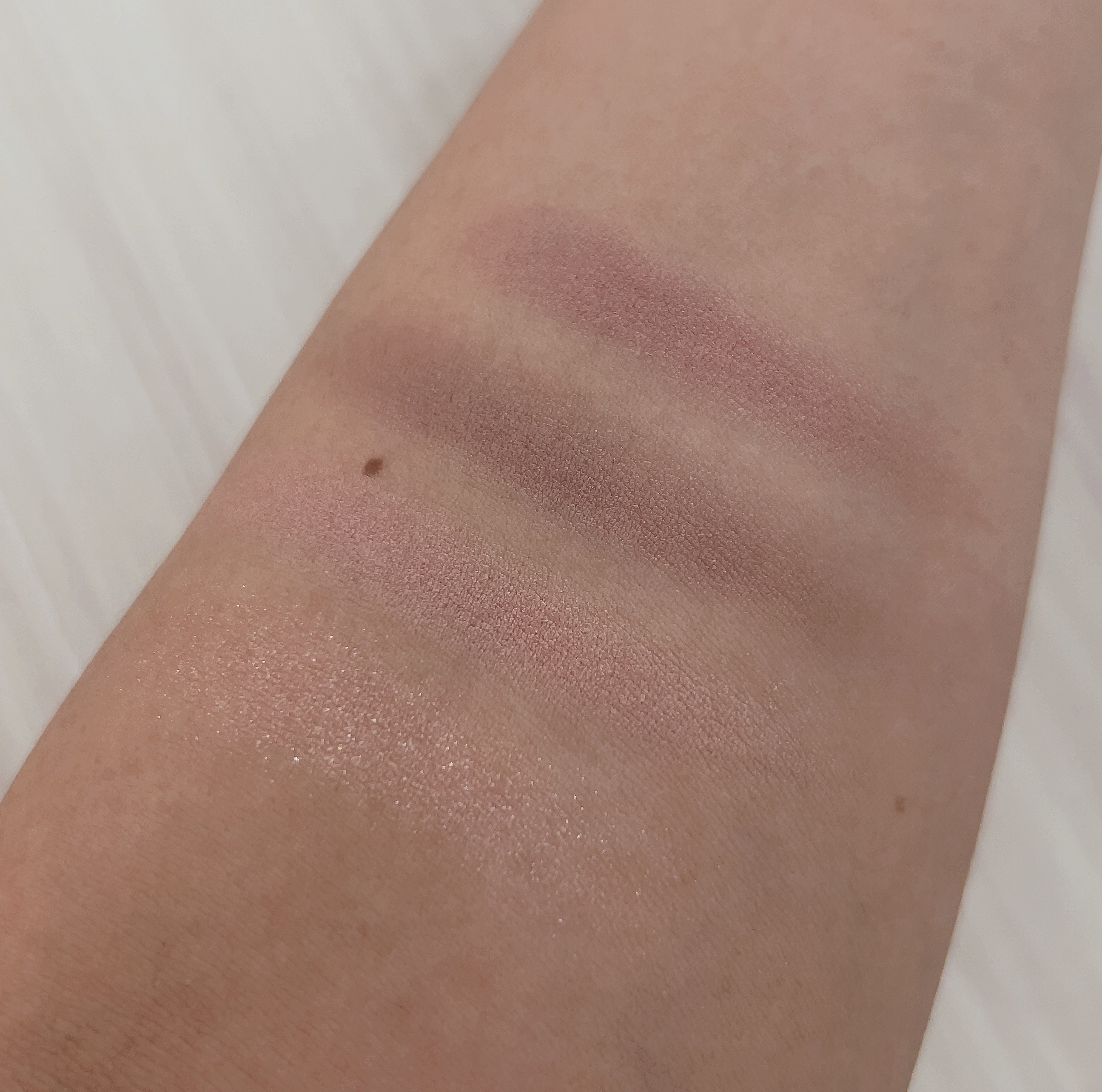 「密着アイライナー」クリームペンシル/デジャヴュ/ペンシルアイライナーを使ったクチコミ（3枚目）