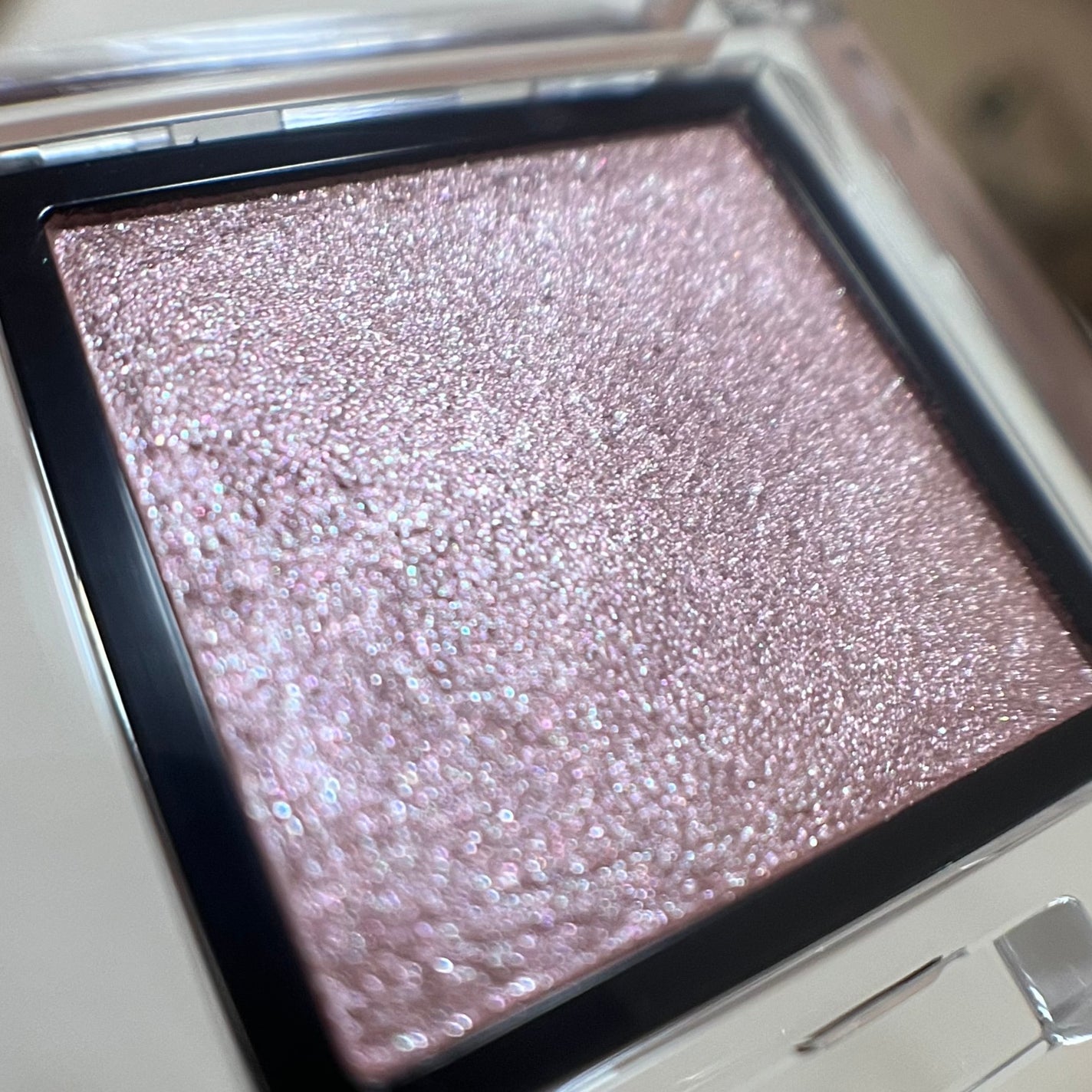 アディクション ザ アイシャドウ パール/ADDICTION/単色アイシャドウを使ったクチコミ(3枚目)