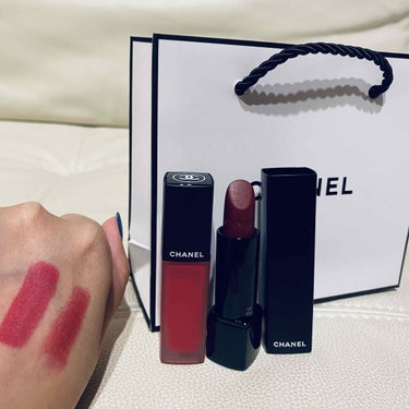 
天下のCHANEL様
最強に落ちない至高マットリップ2選💄

落ちない、落ちにくいリップしか
使わない私です。

CHANEL
▷ROUGE ALLURE VELVET EXTREME 
116-EX