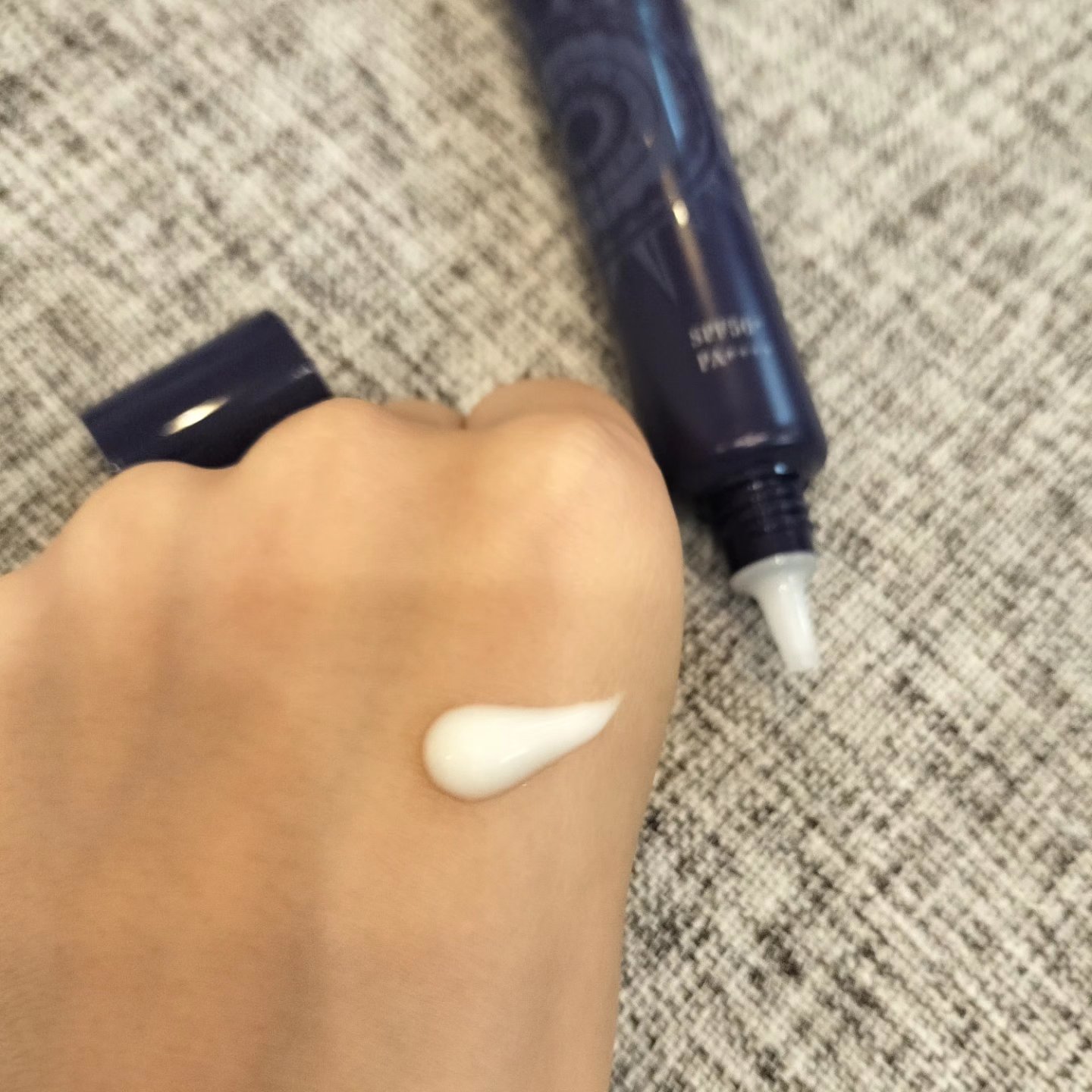 WHITE VEIL ブライトセラムUV/WHITE VEIL/日焼け止めローションを使ったクチコミ（2枚目）