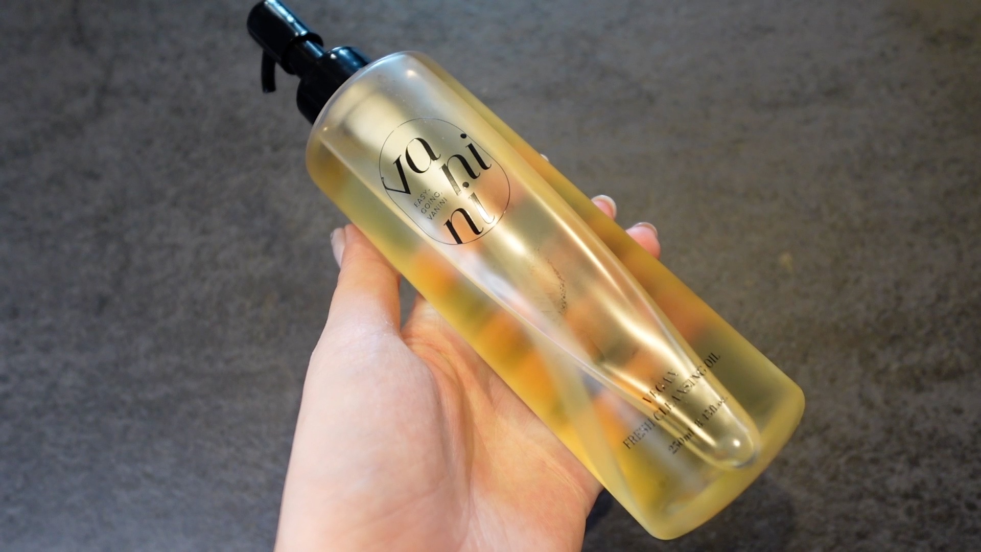 VANINI ヴィーガンフレッシュクレンジングオイル