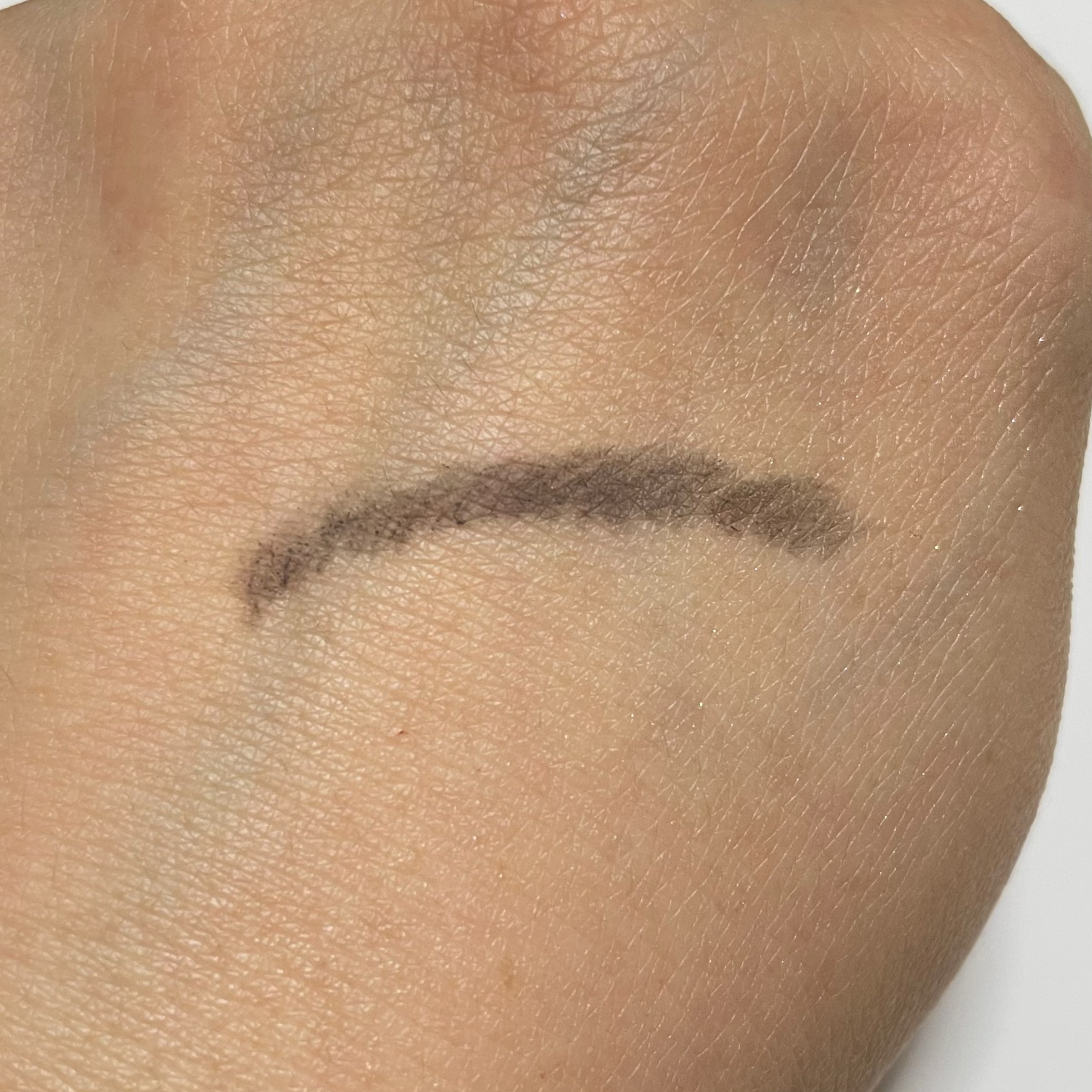 超細芯アイブロウ 05 ナチュラルグレー/CEZANNE/アイブロウペンシルを使ったクチコミ（3枚目）