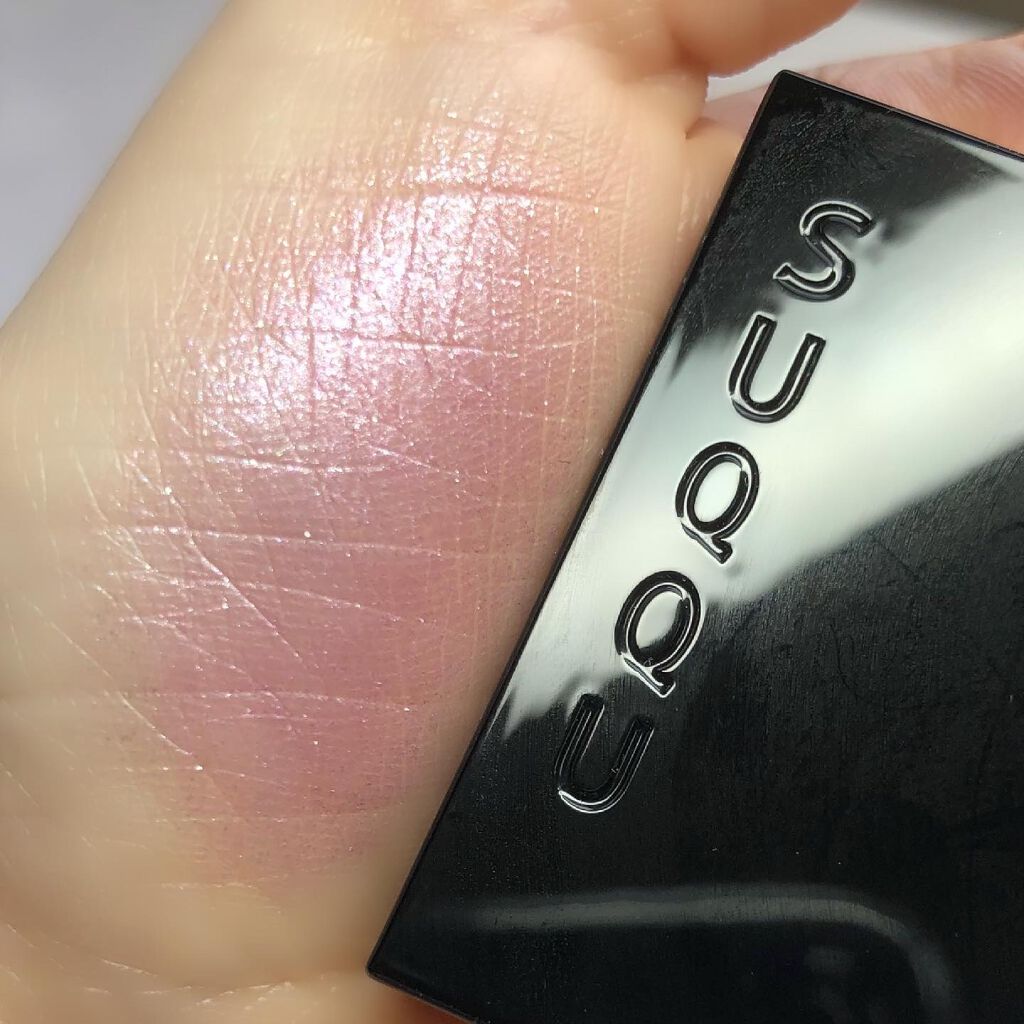 mari on LIPS 「ブルベの上品見せアイシャドウ🔮#SUQQUTONETOUCHE..」(1枚目)