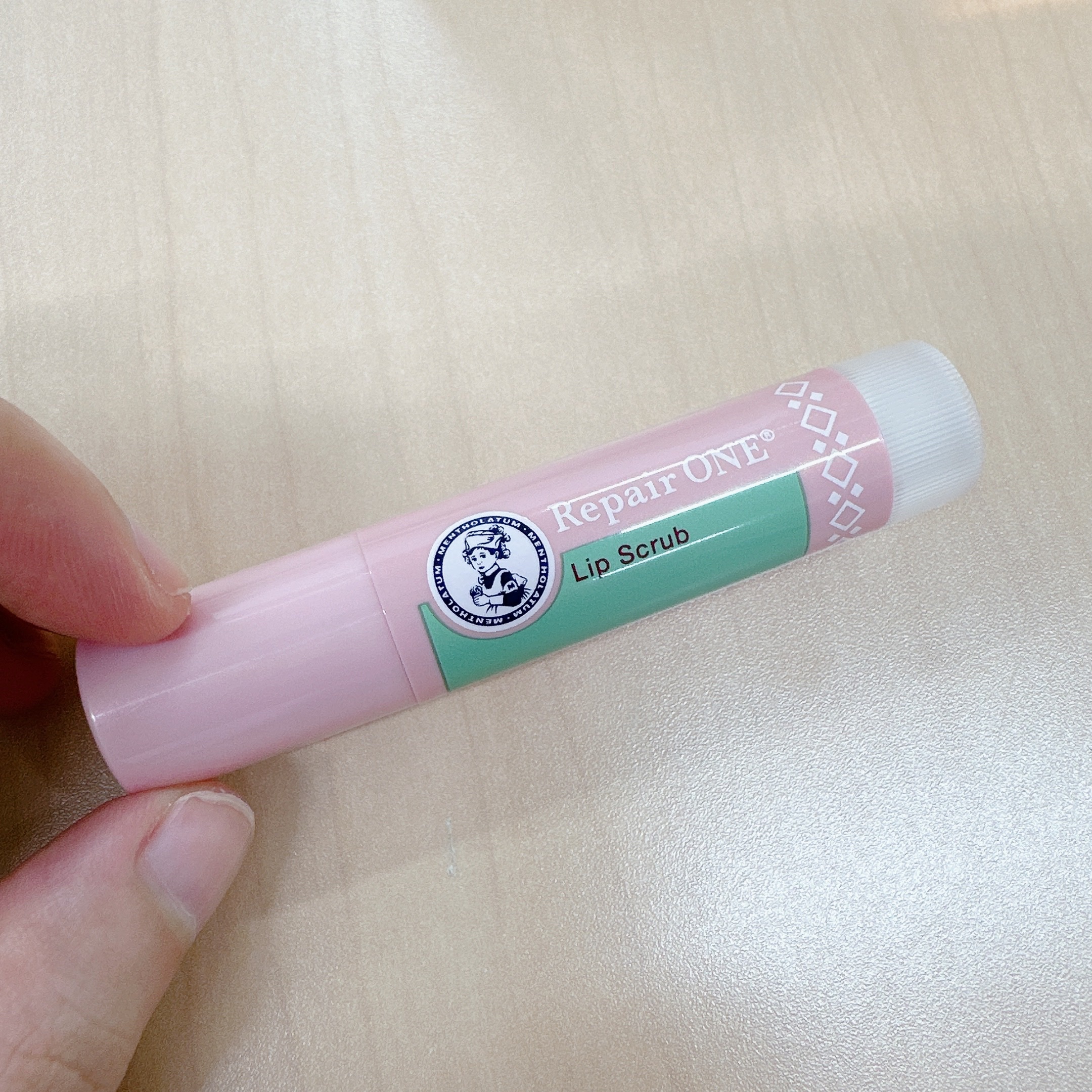 メンソレータム リペアワン 角質ケアリップ/メンソレータム/リップクリームを使ったクチコミ（2枚目）