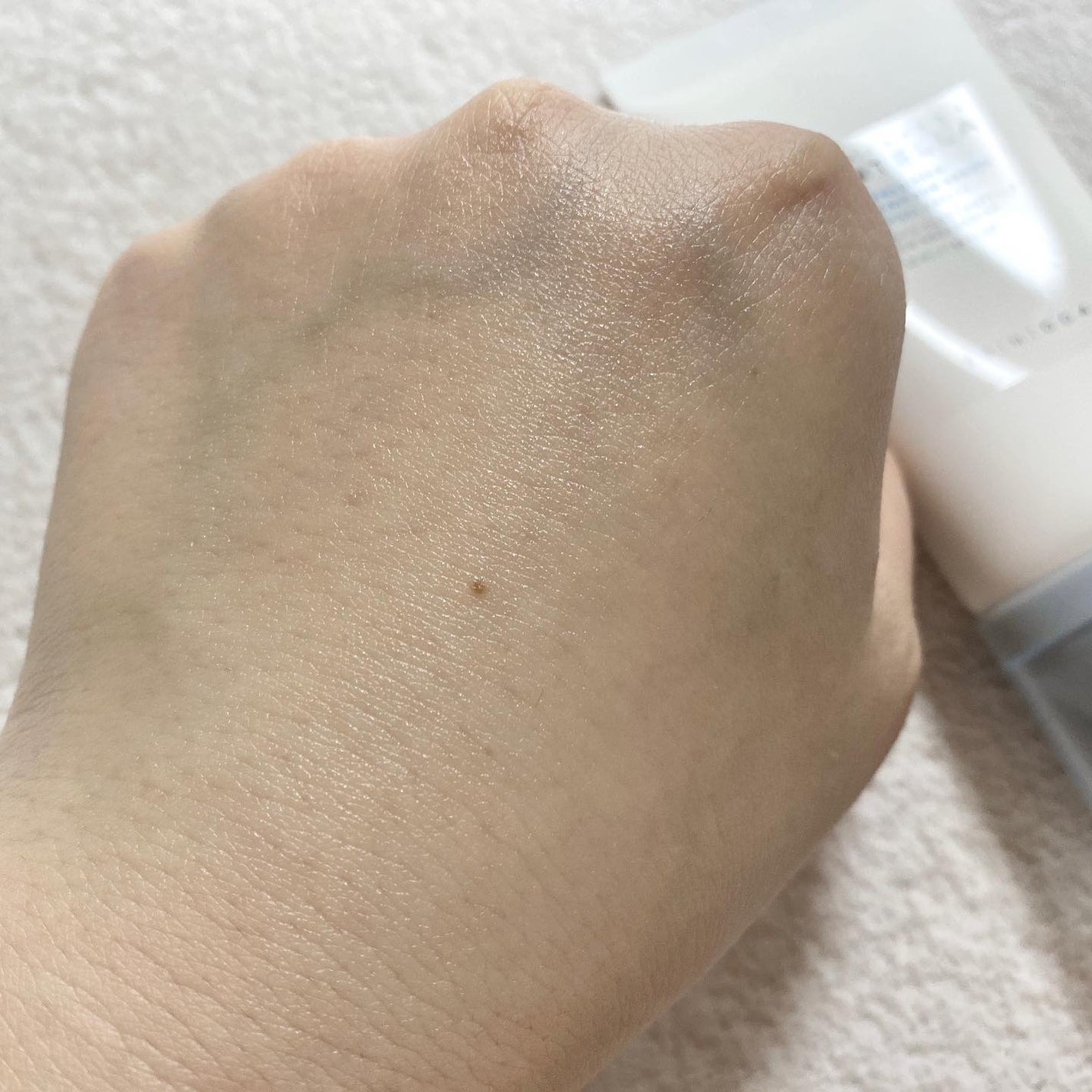 ヒアルーシカ ウォーターフィット サンセラム/SKIN1004/日焼け止めローションを使ったクチコミ(4枚目)