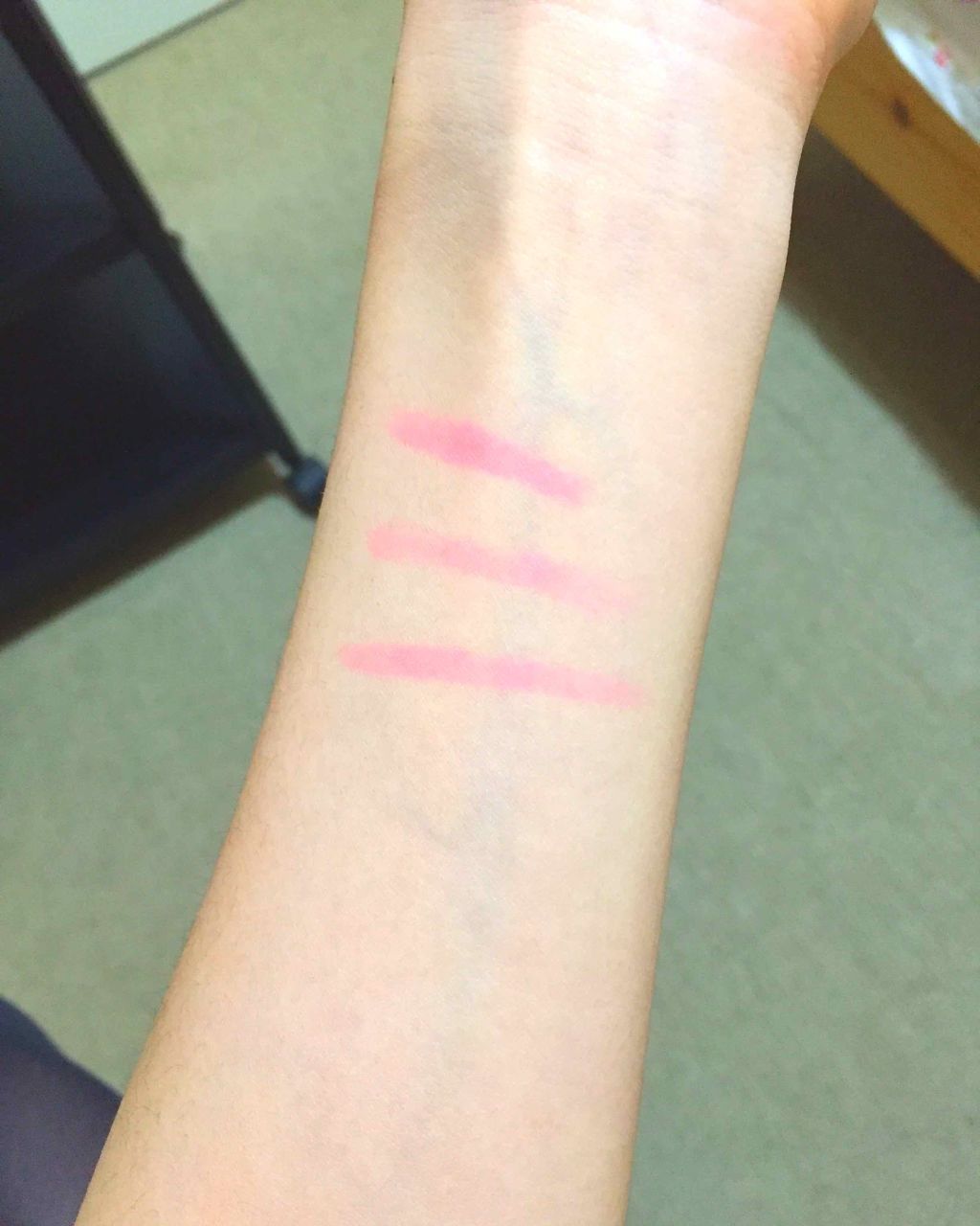 フライトリップ/ビーハニー/口紅を使ったクチコミ(3枚目)