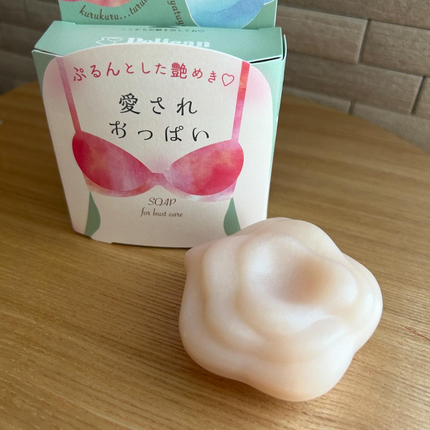 愛されおっぱい/ペリカン石鹸/ボディ石鹸を使ったクチコミ（3枚目）