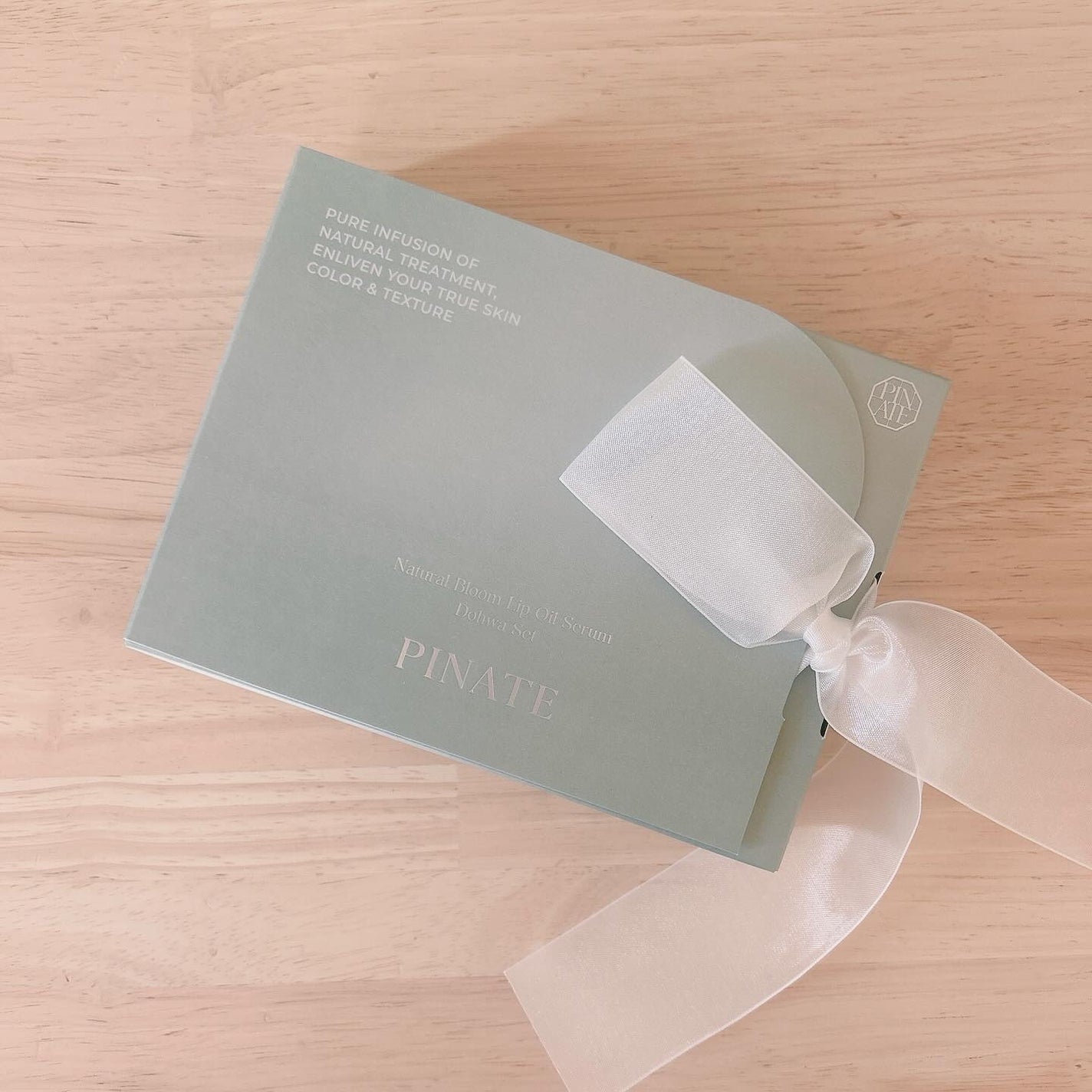 ナチュラルブルームリップオイルセラム 3色セット/PINATE/リップグロスを使ったクチコミ(2枚目)