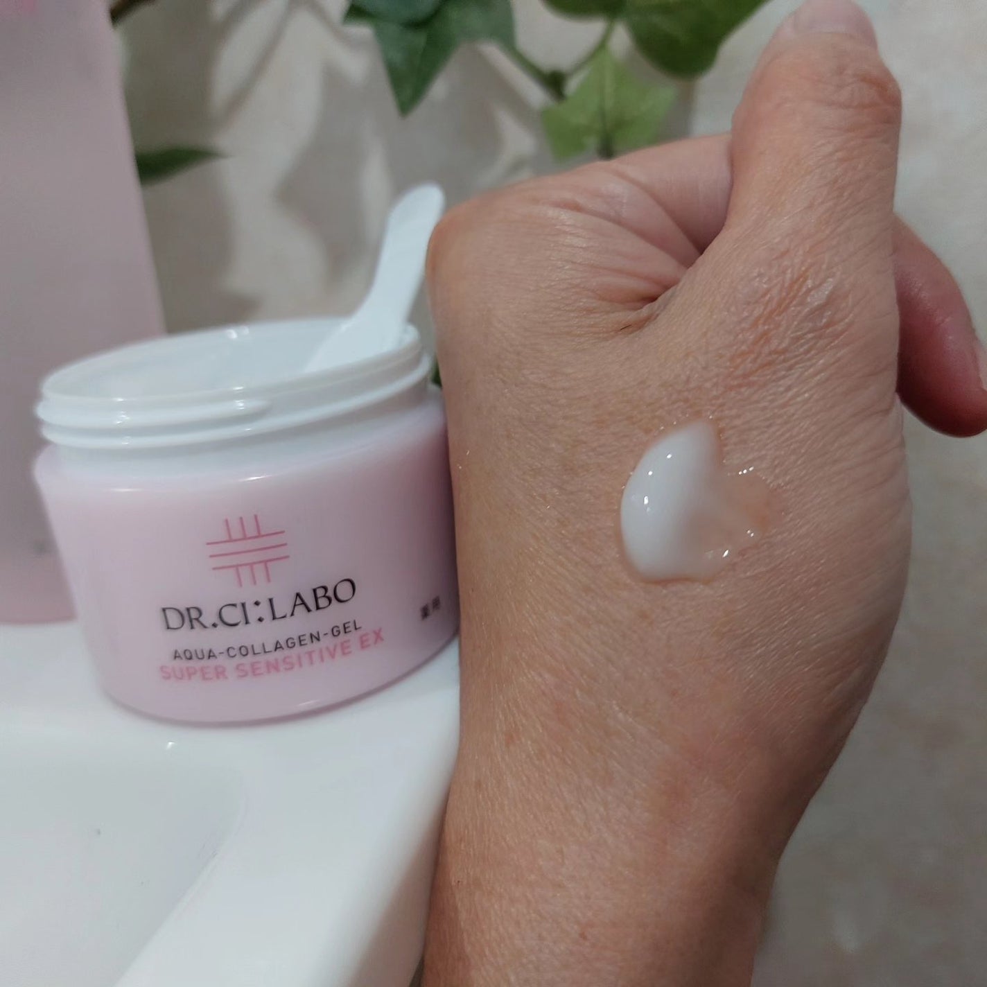 薬用アクアコラーゲンゲル スーパーセンシティブEX/ドクターシーラボⓇ/オールインワン化粧品を使ったクチコミ(6枚目)