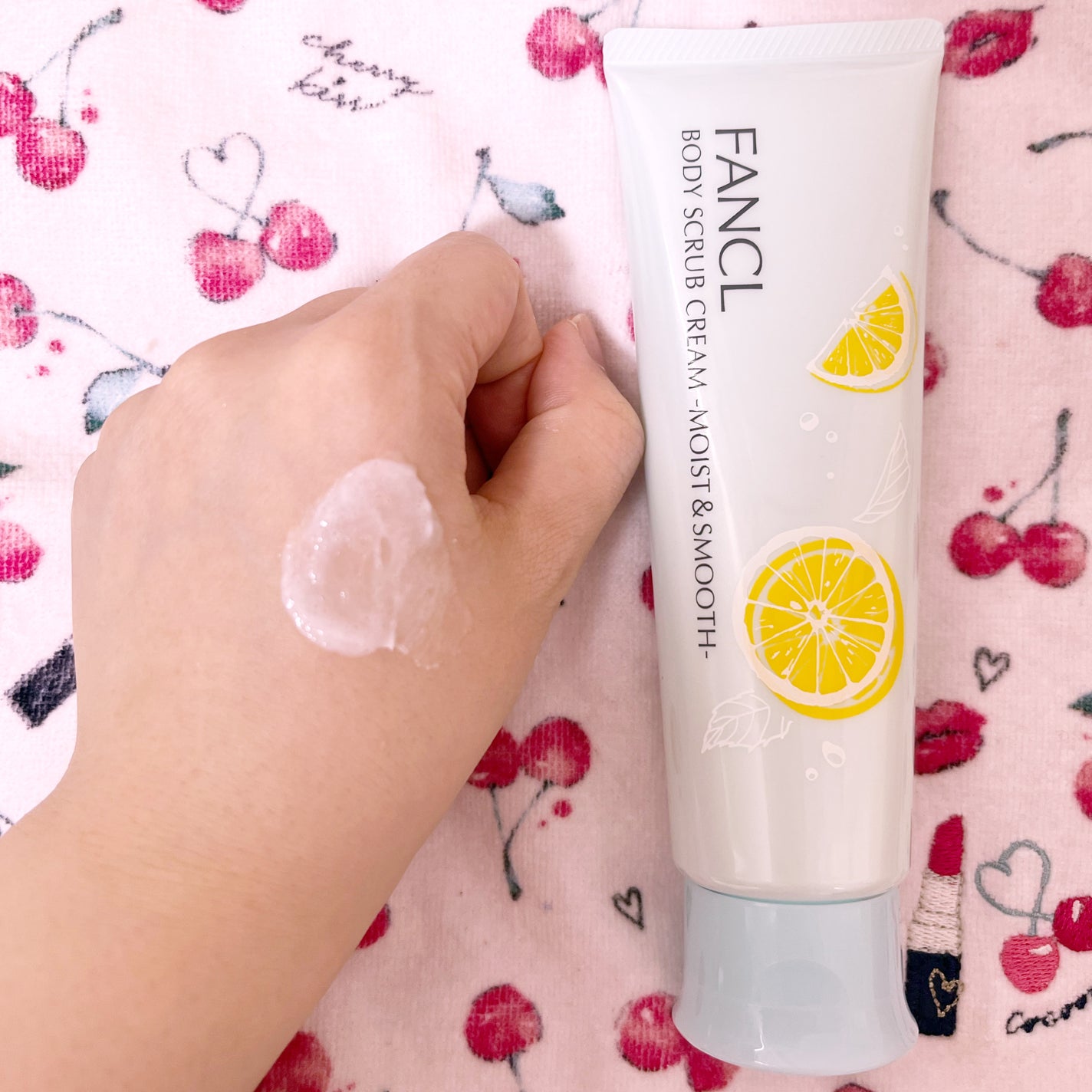 ボディスクラブクリーム 〈モイスト&スムース〉/ファンケル/ボディスクラブを使ったクチコミ(2枚目)