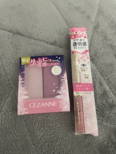 🍏CEZANNE
フェイスグロウカラー
ヨザクラグロウ
グロウリキッドライナー
ハートフィズ


限定色買うしかない！

人気のフェイスグロウカラー
ハイライトとチークのセット持ち運びもしやすく
塗りや