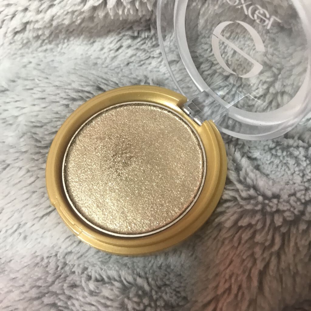 シャイニーシャドウ N SI03イエローゴールド/excel/単色アイシャドウを使ったクチコミ（2枚目）