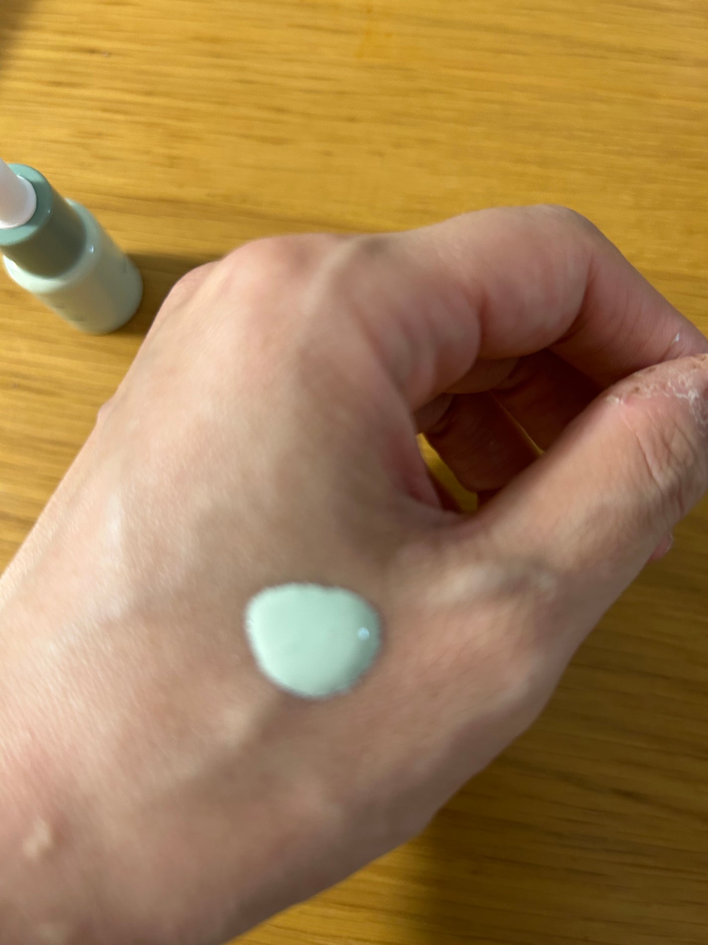 マスクフィットトーンアップエッセンス/TIRTIR(ティルティル)/化粧下地を使ったクチコミ(2枚目)