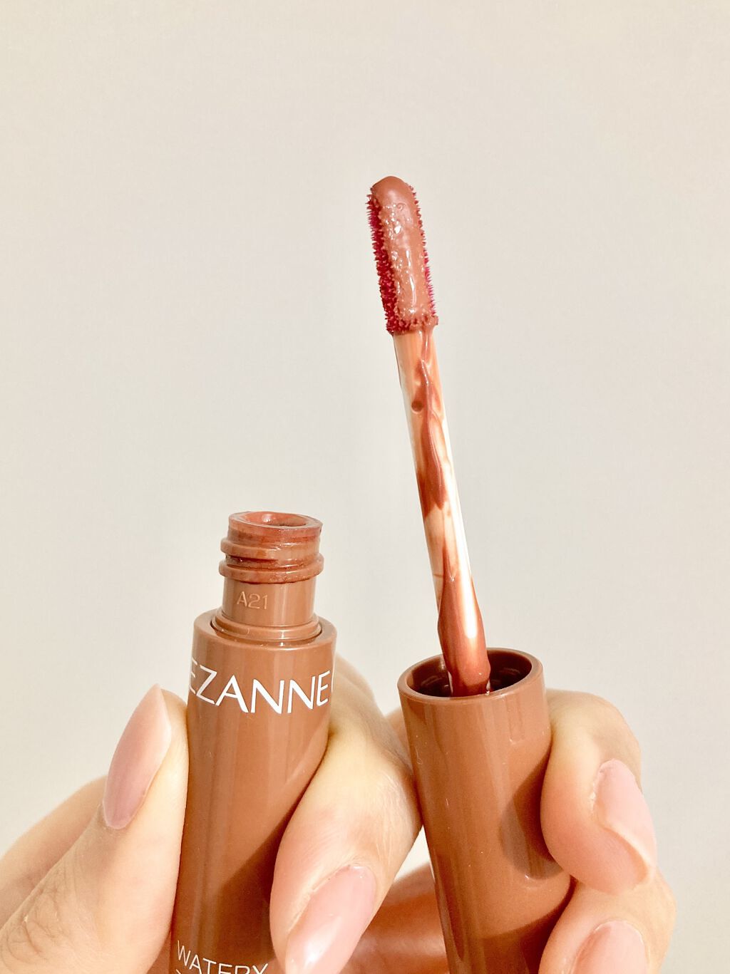 ウォータリーティントリップ/CEZANNE/リップティントを使ったクチコミ（3枚目）